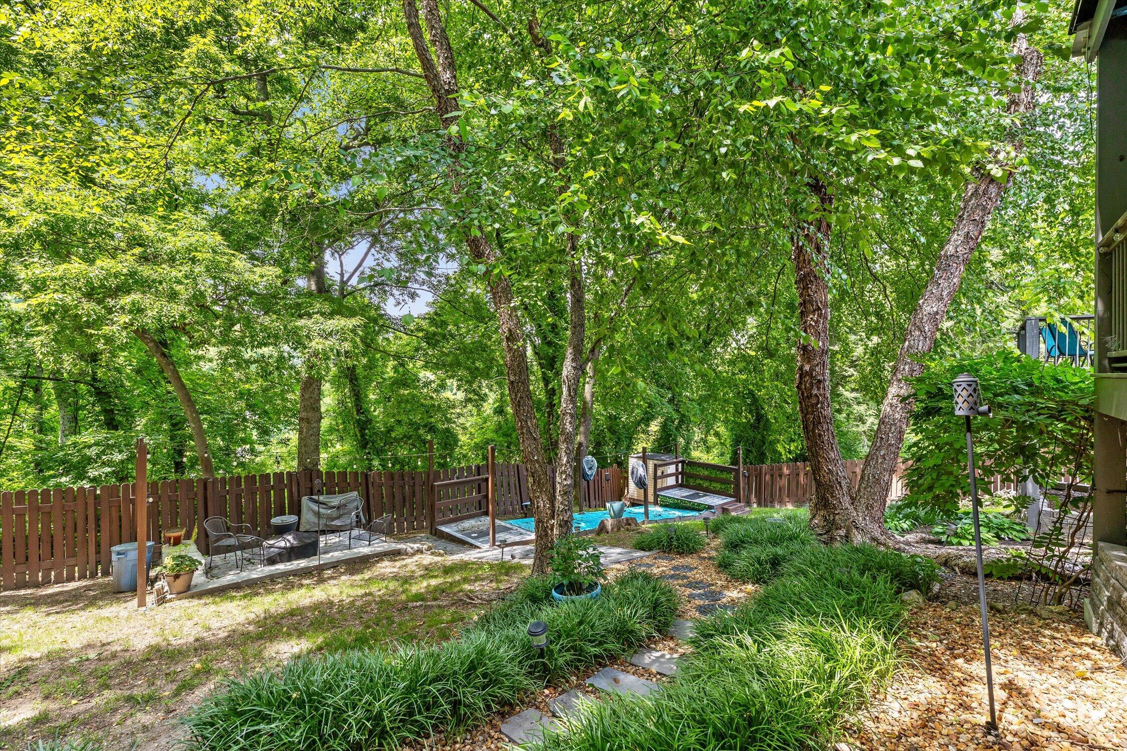 3403 Alta Vista Drive