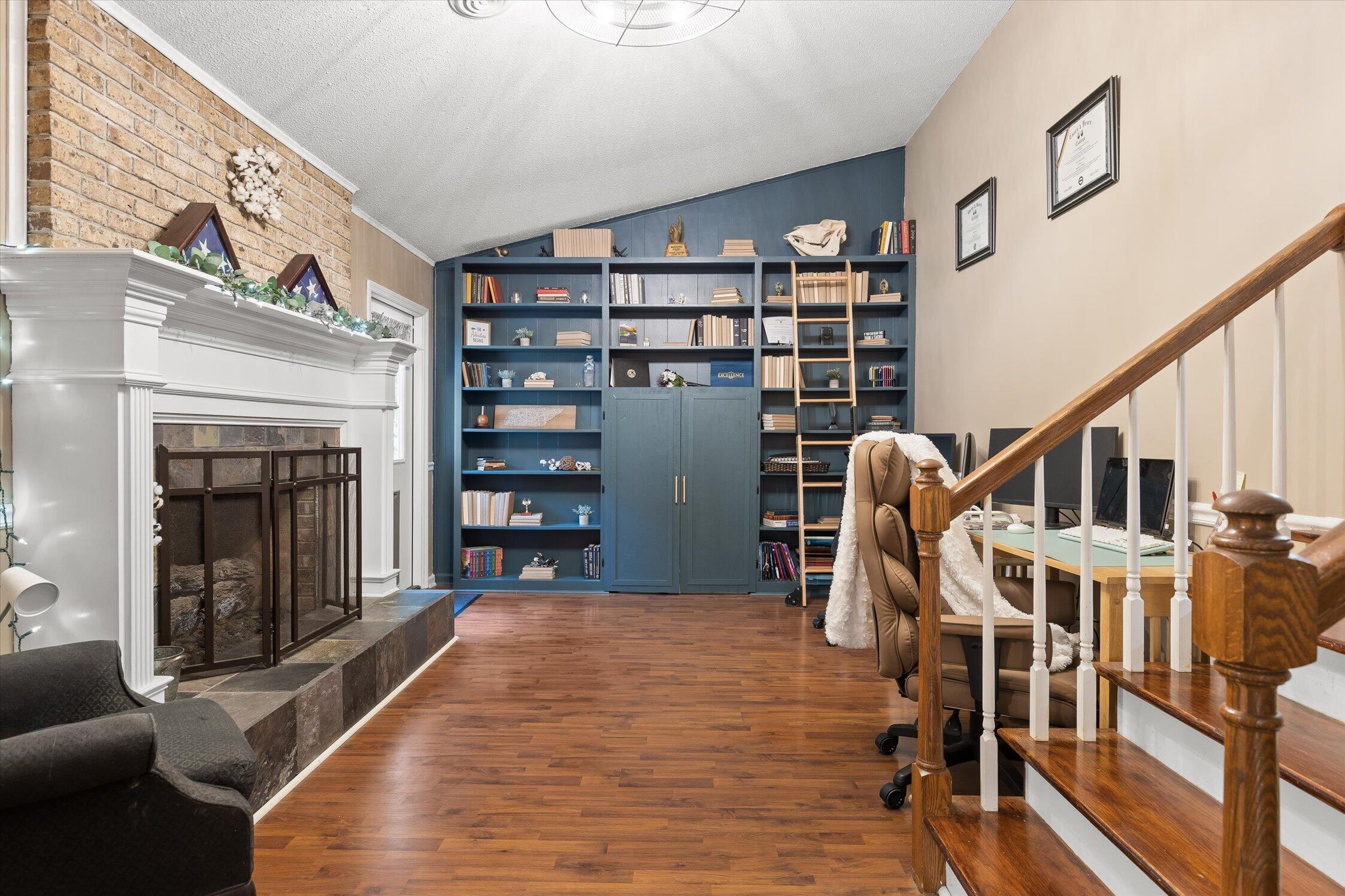 5622 Cold Springs Road