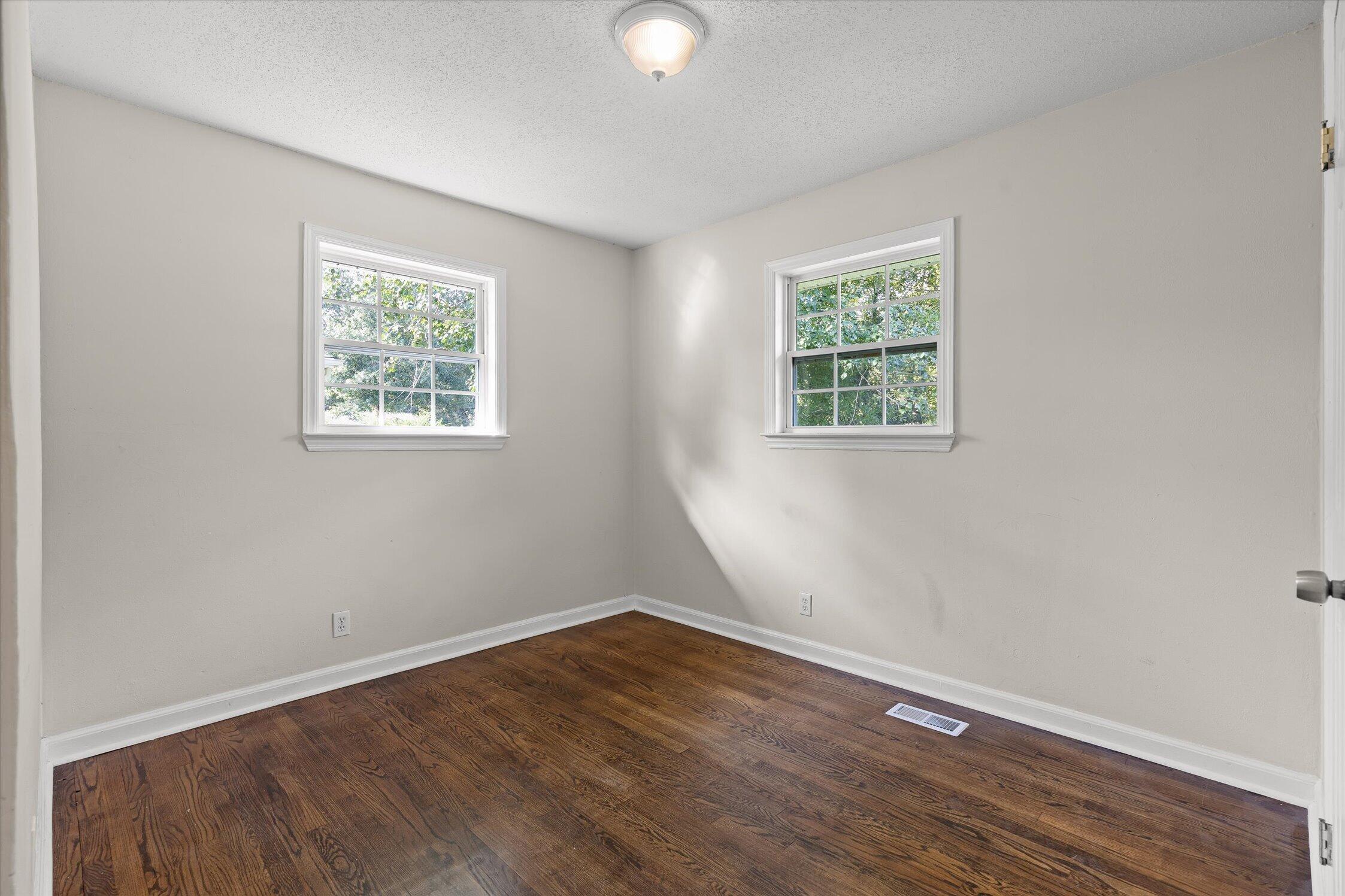 1321 Raydine Lane