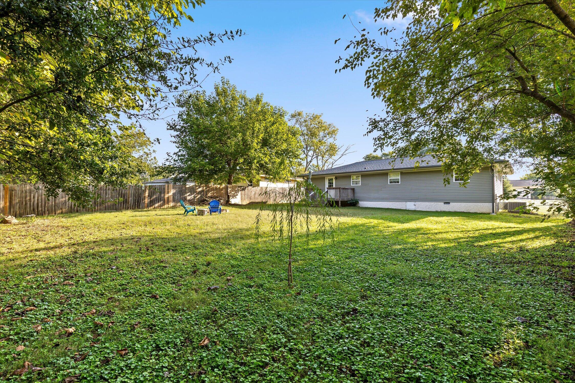 1321 Raydine Lane