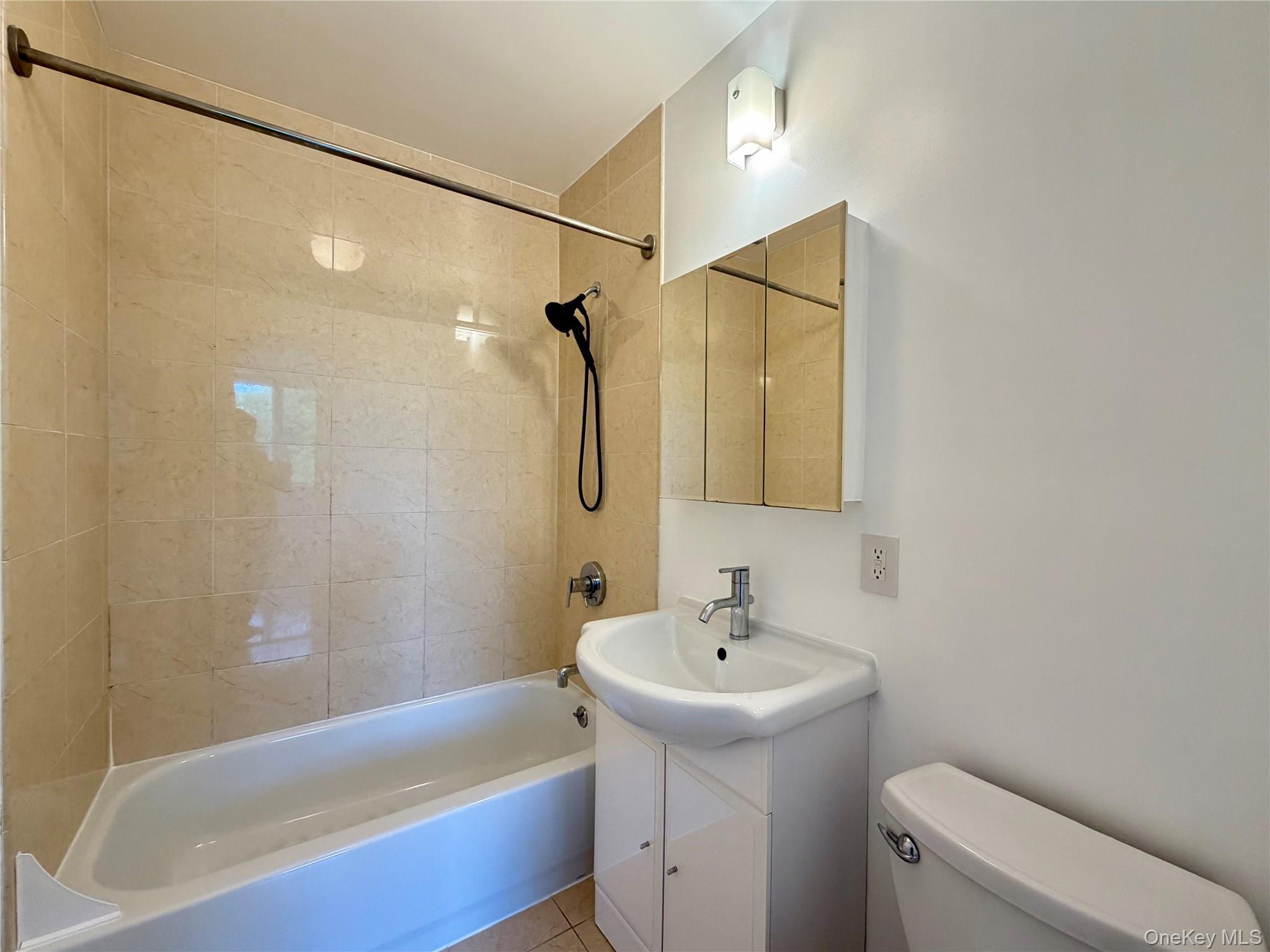 71-57 161st Street Unit: 5B