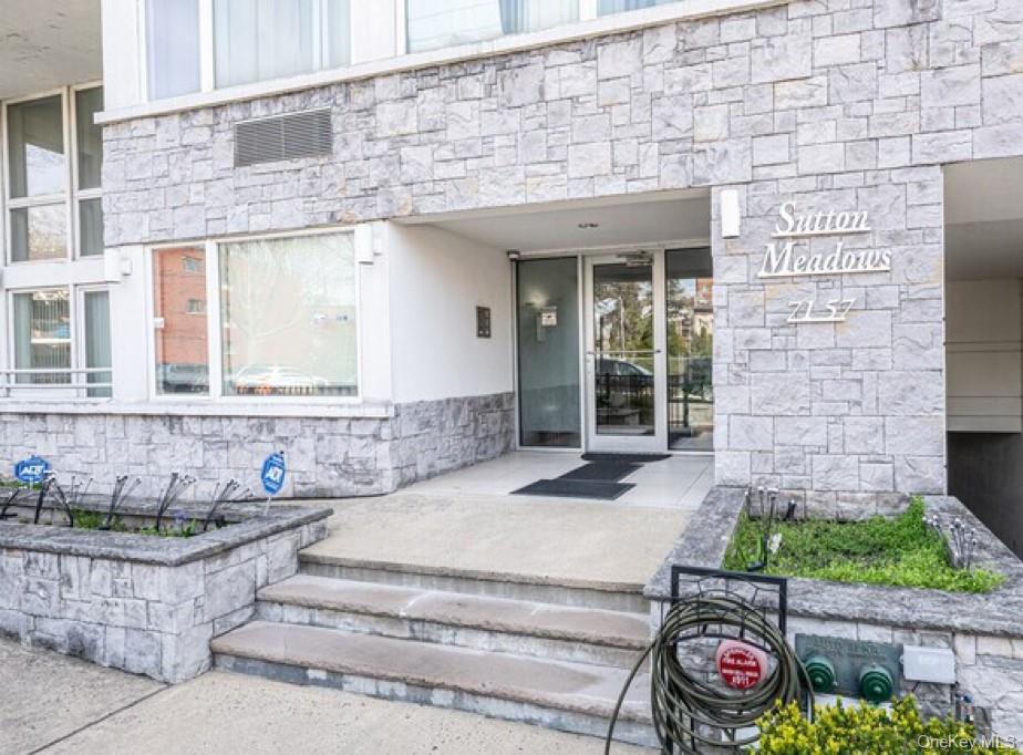 71-57 161st Street Unit: 5B