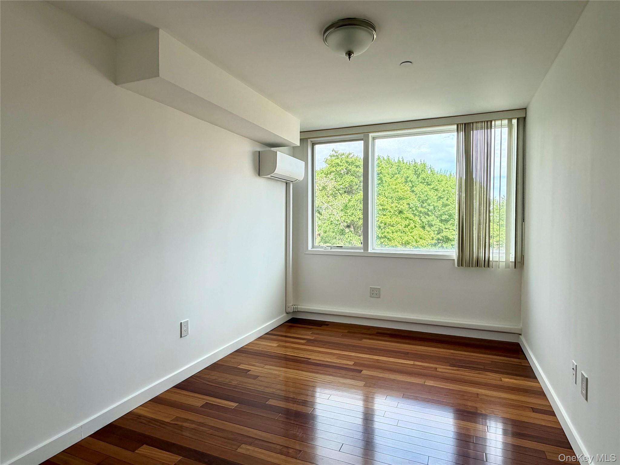71-57 161st Street Unit: 5B