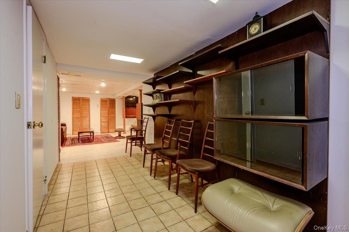 3855 Douglaston Parkway