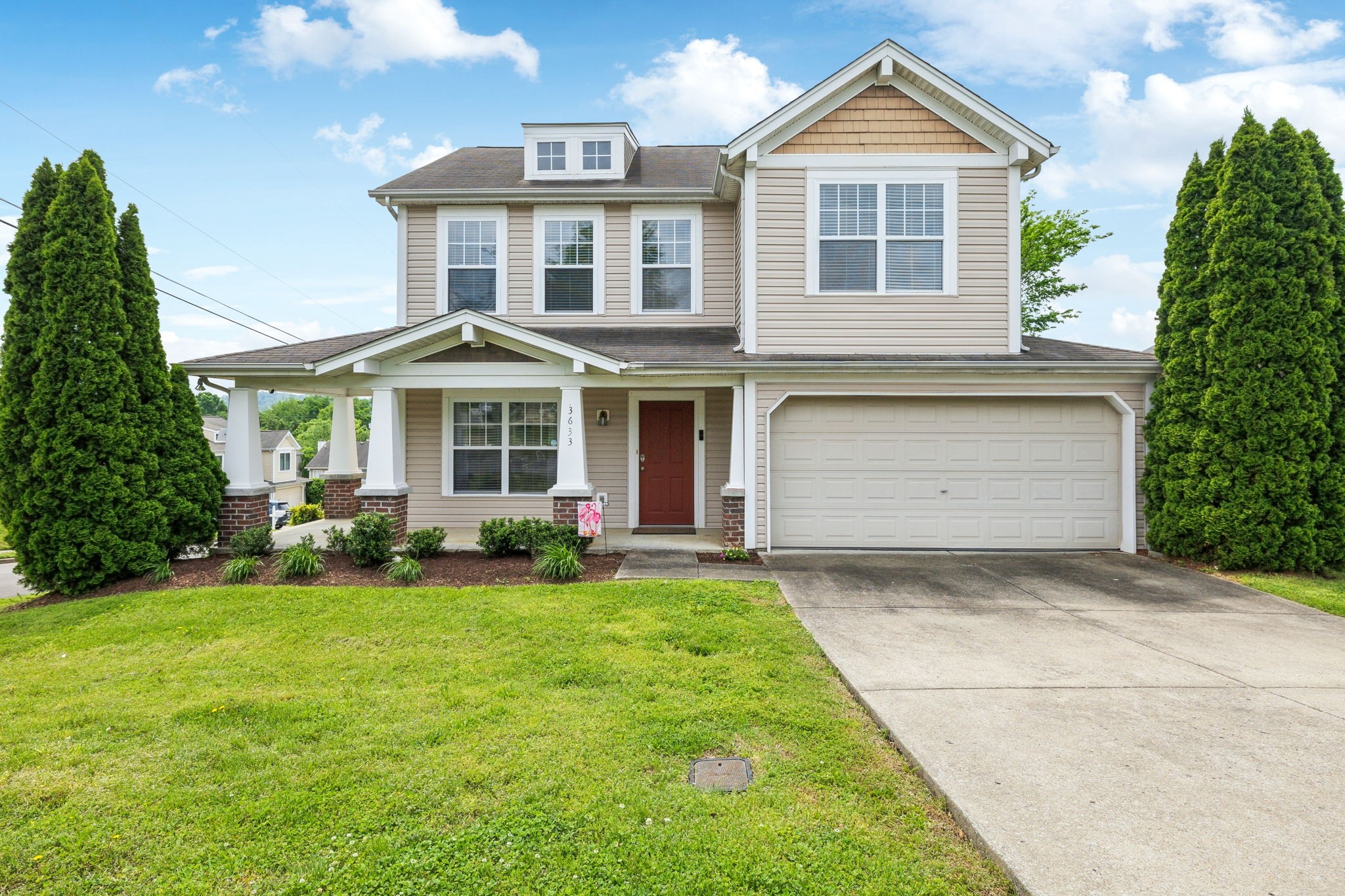 3913 Bridgeview Ln