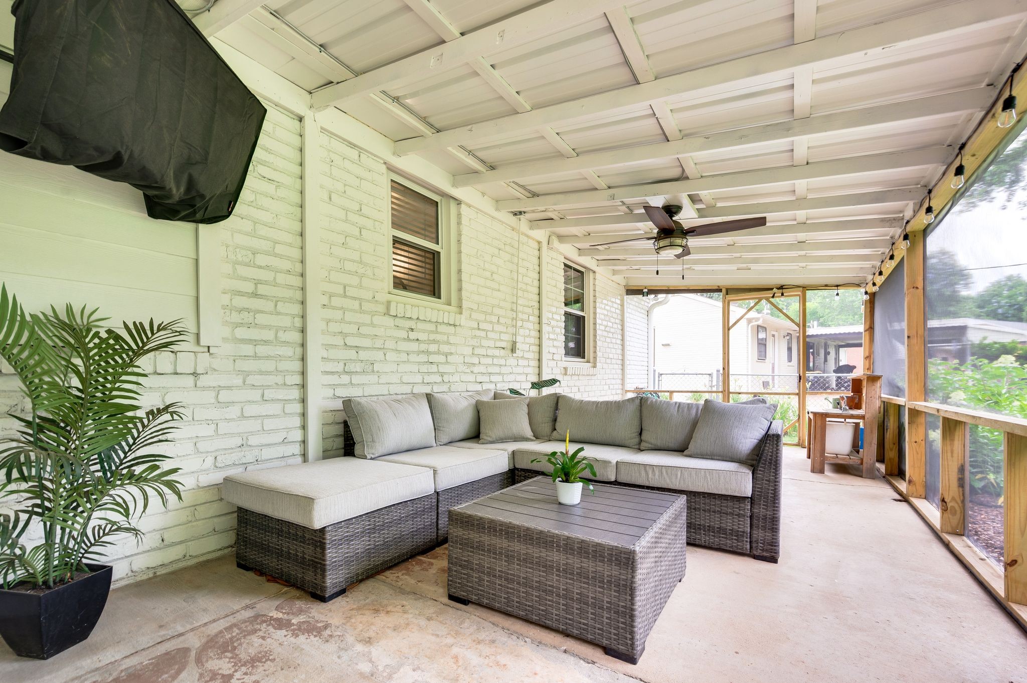 325 Binkley Dr