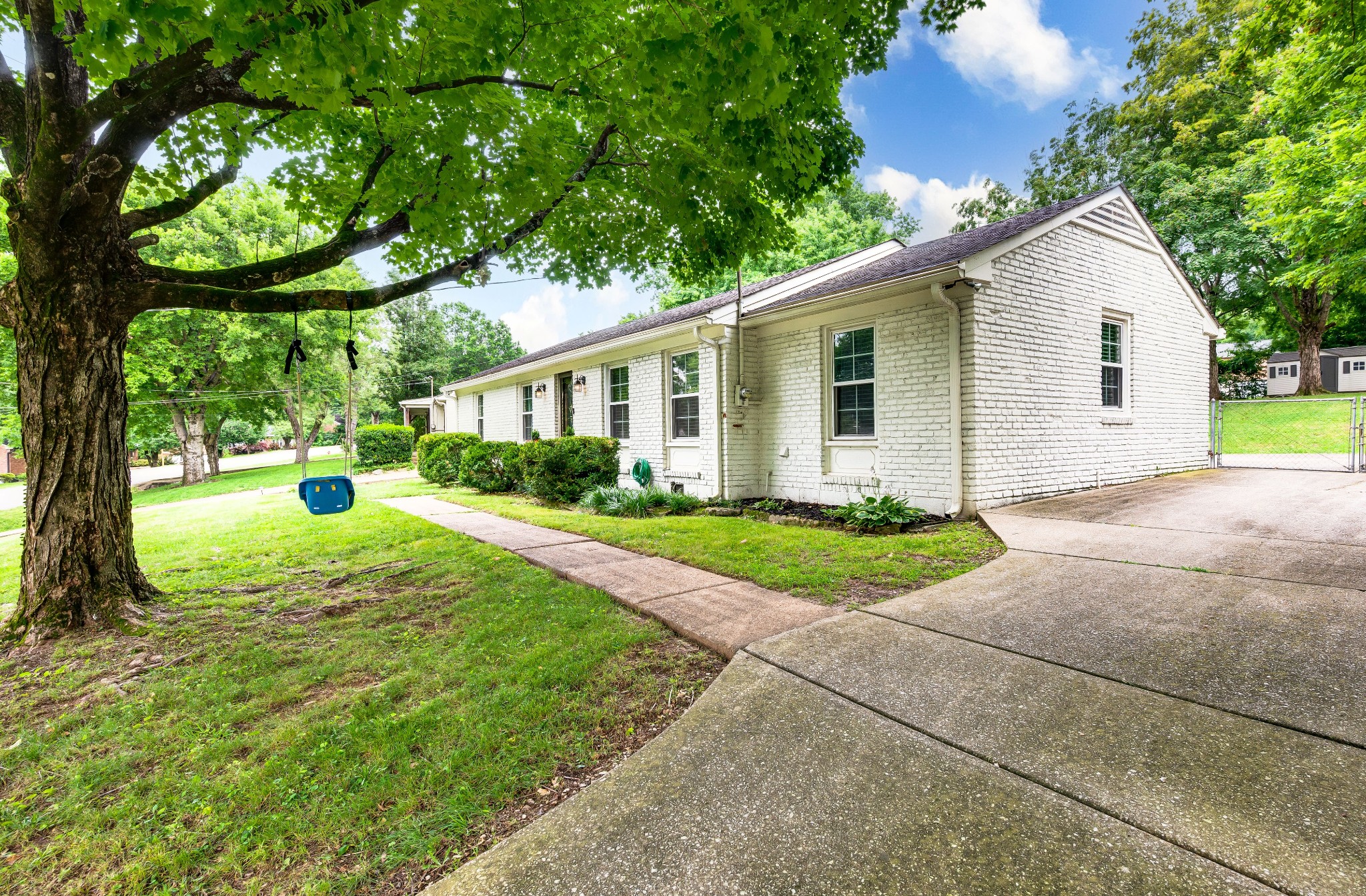 325 Binkley Dr