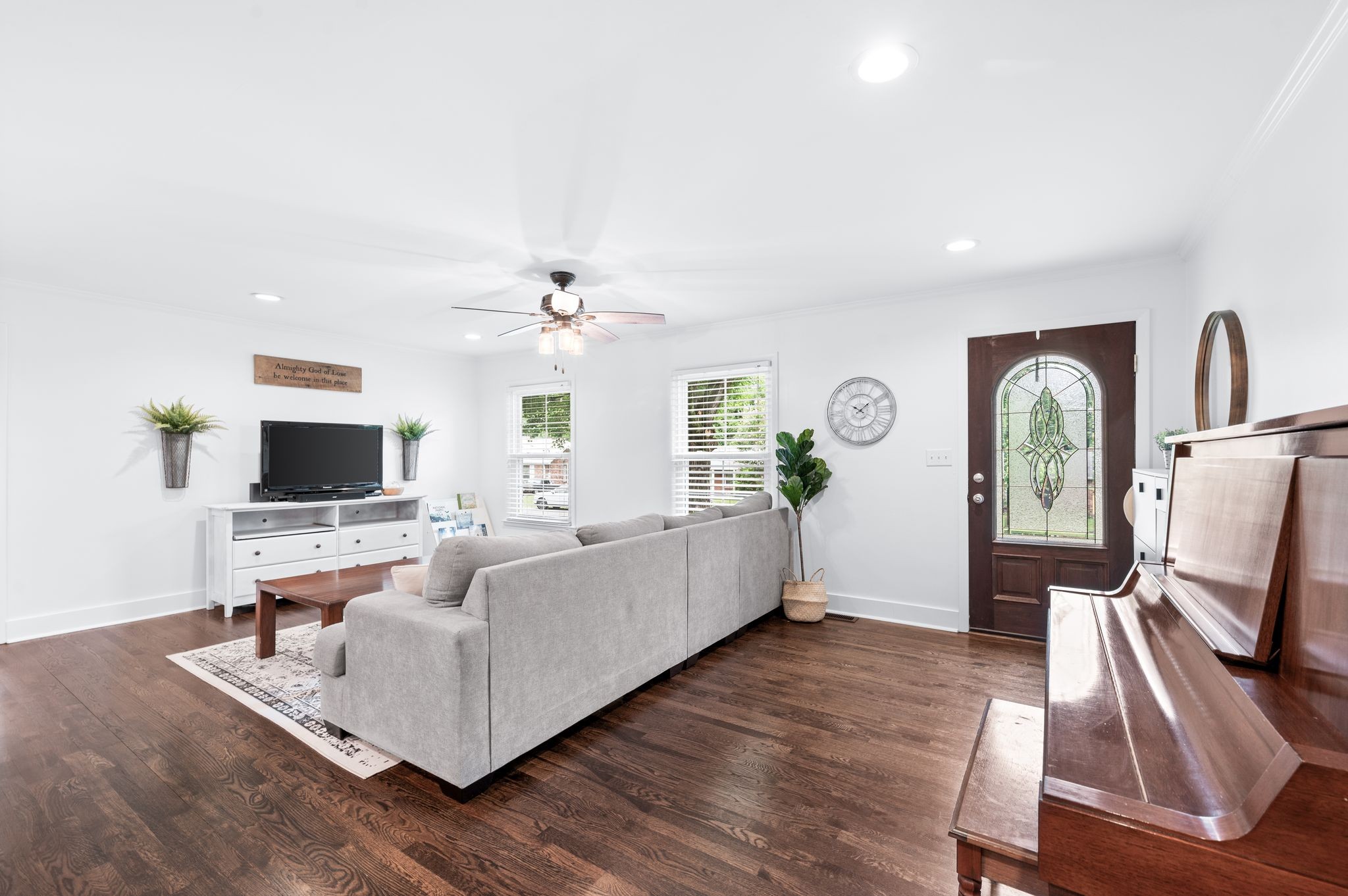 325 Binkley Dr
