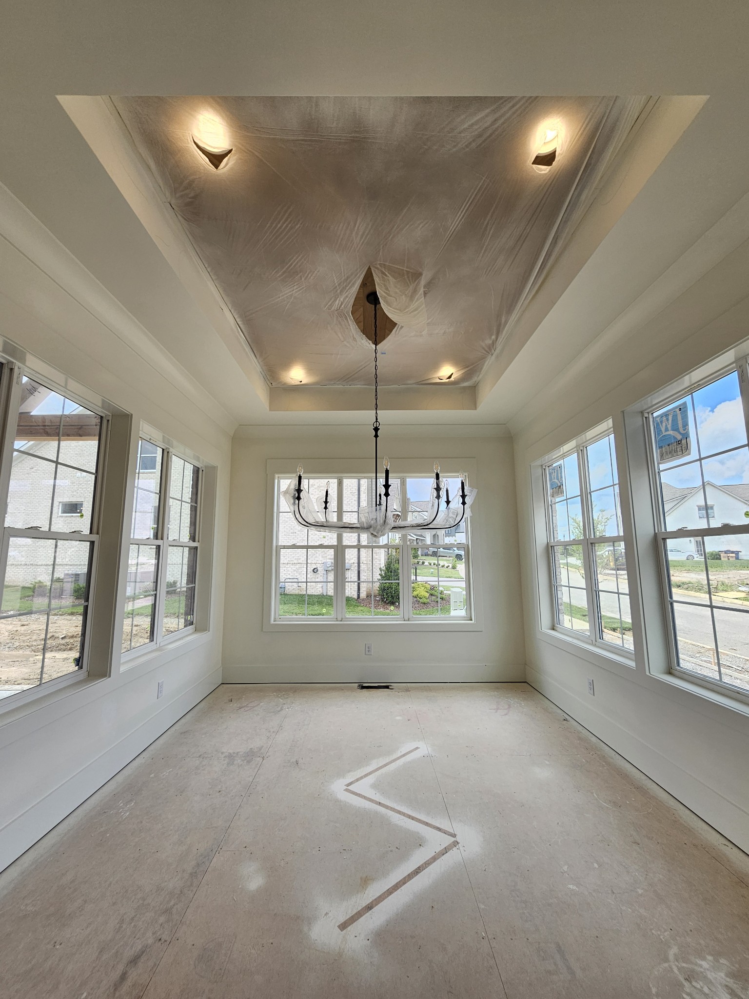 3244 Arundel Ln