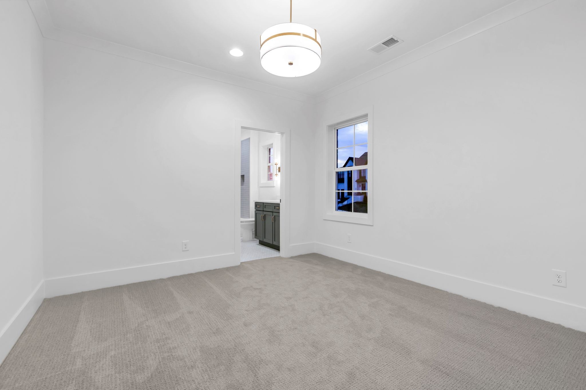 3244 Arundel Ln