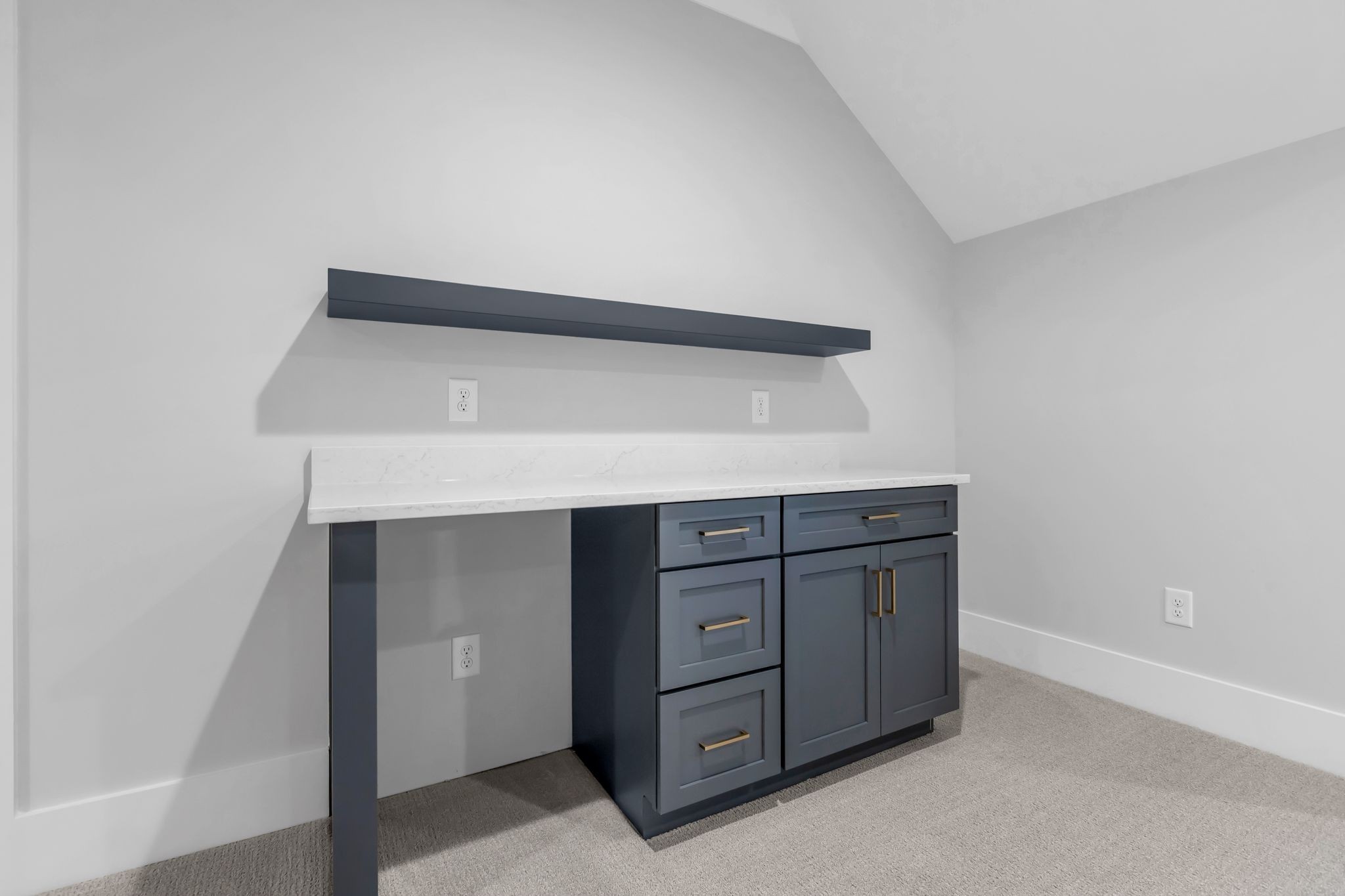 3244 Arundel Ln