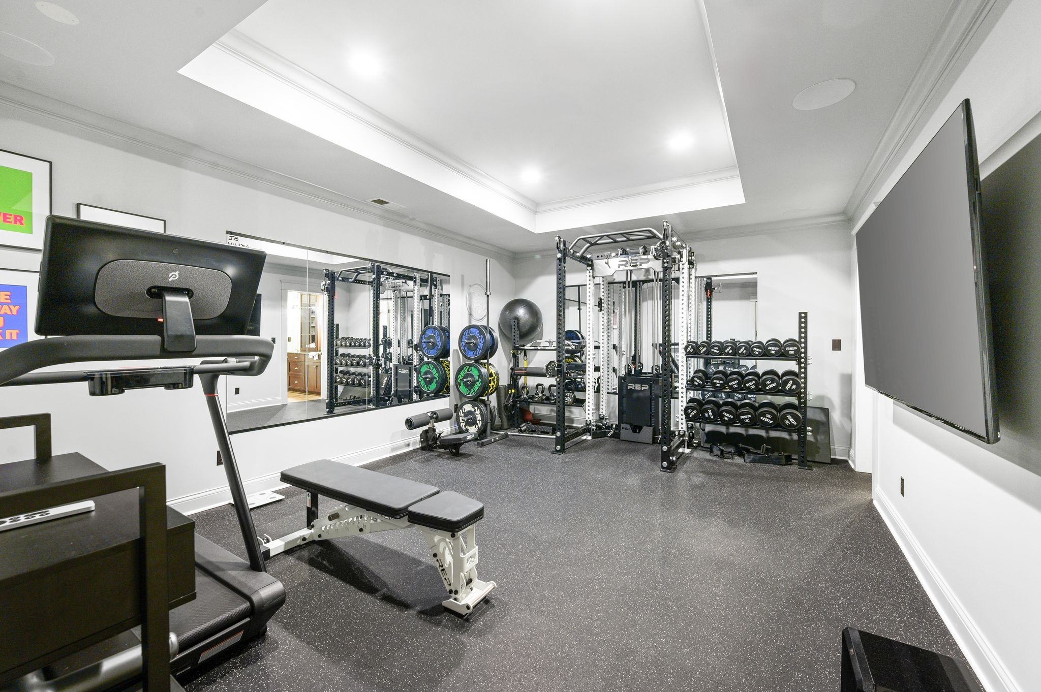 110 Balleroy Dr