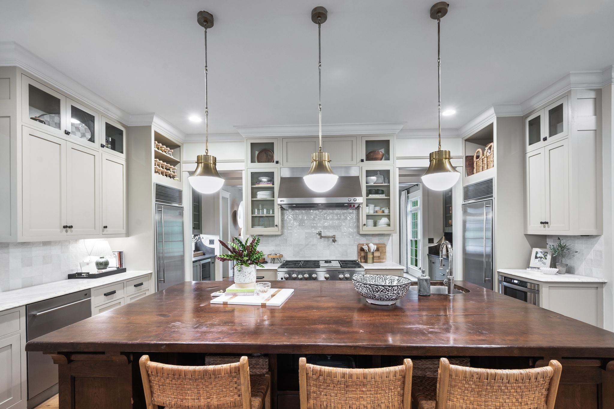 110 Balleroy Dr
