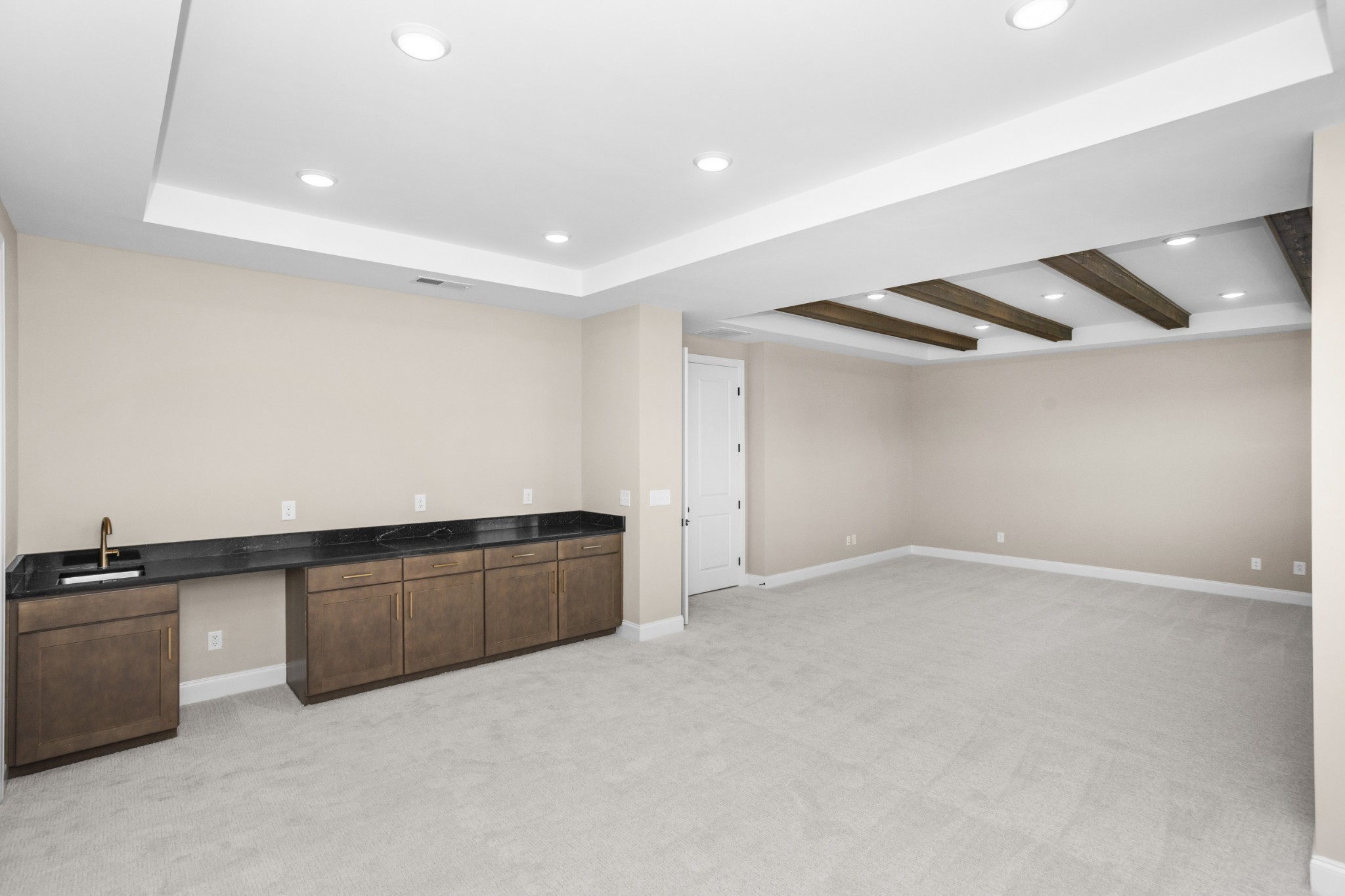 5957 Hunt Valley Drive