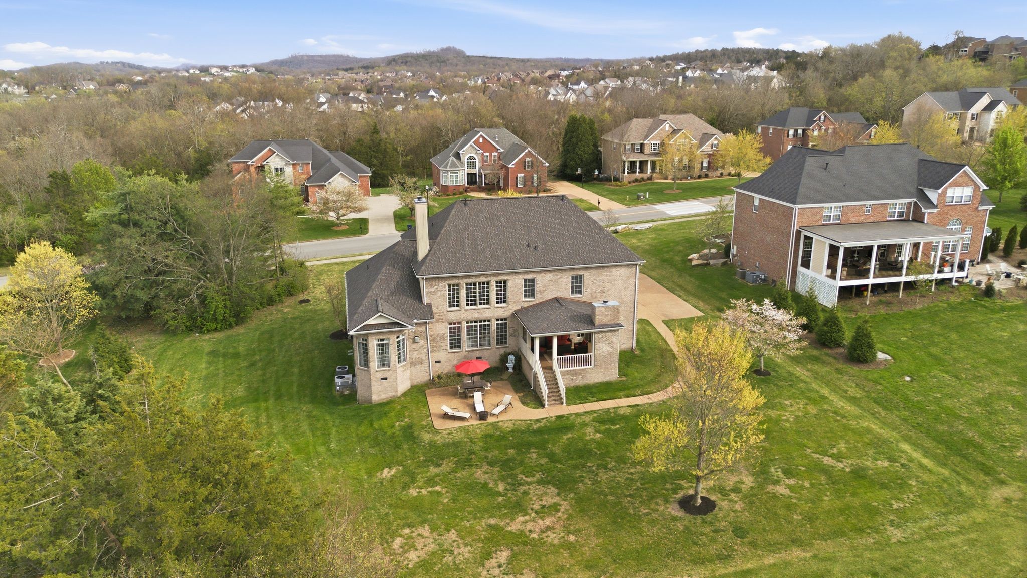 1811 Charity Dr