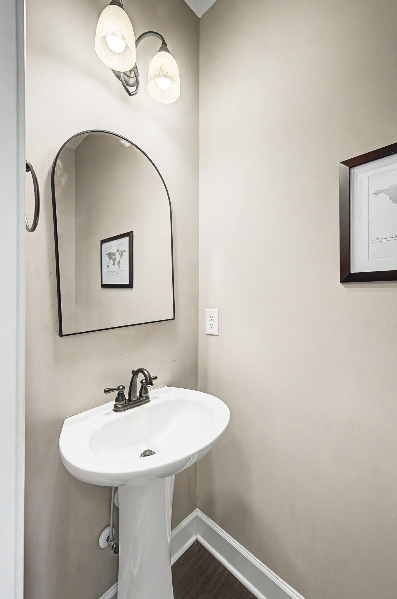 1241 Plumeria Pl