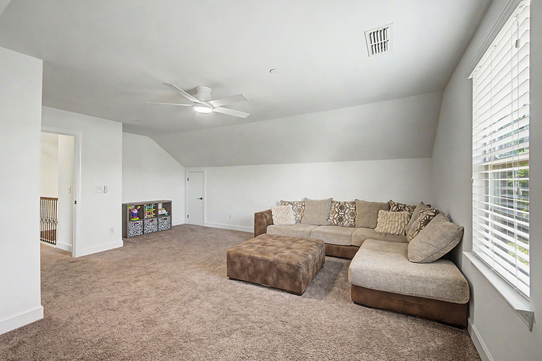 1241 Plumeria Pl