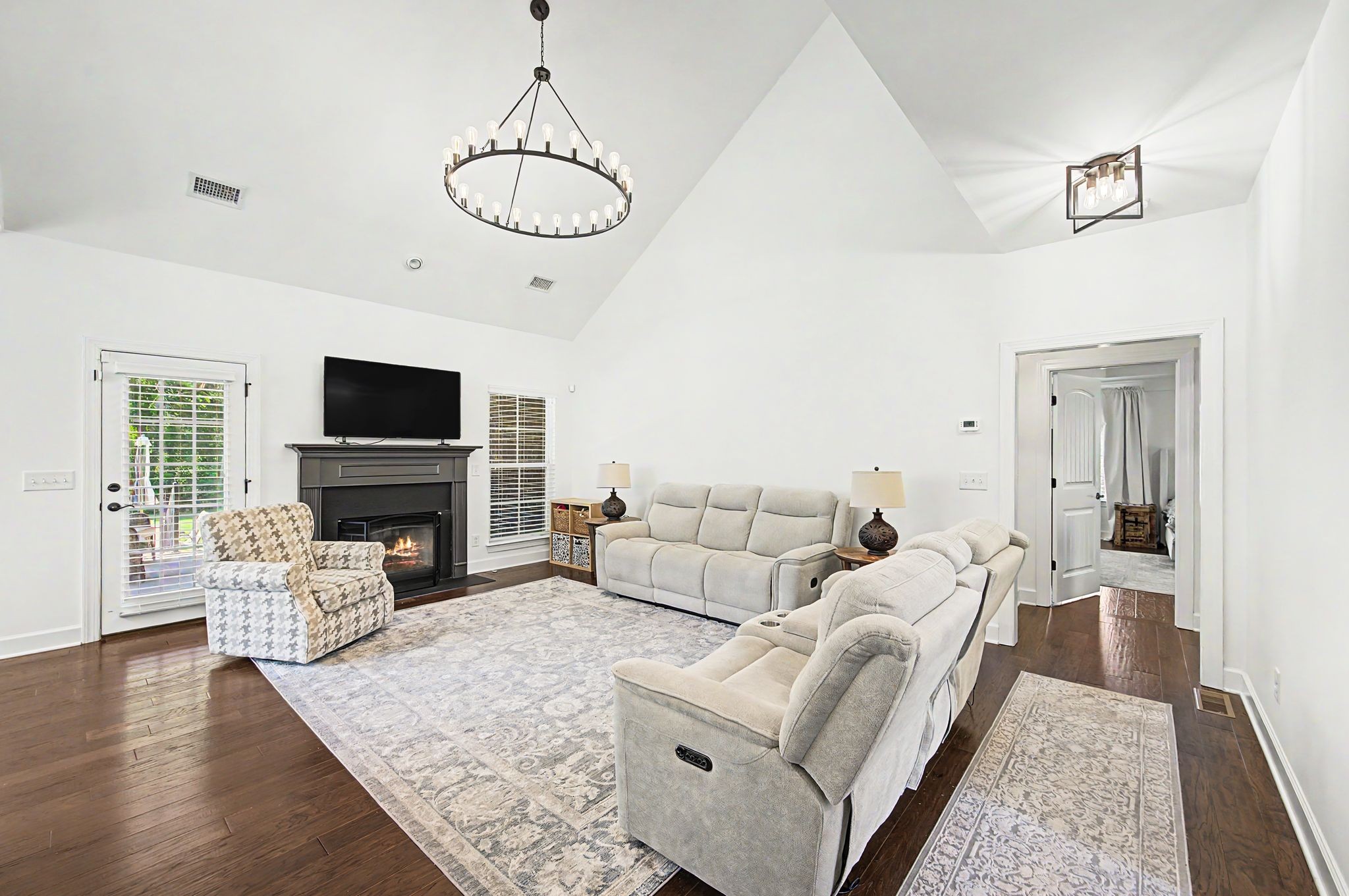 1241 Plumeria Pl