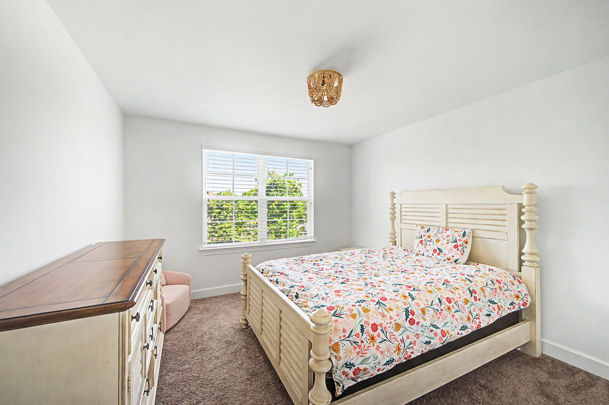 1241 Plumeria Pl