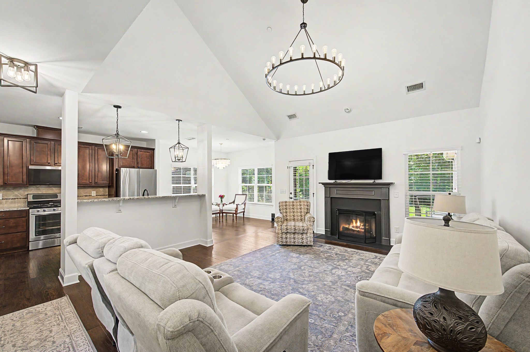 1241 Plumeria Pl