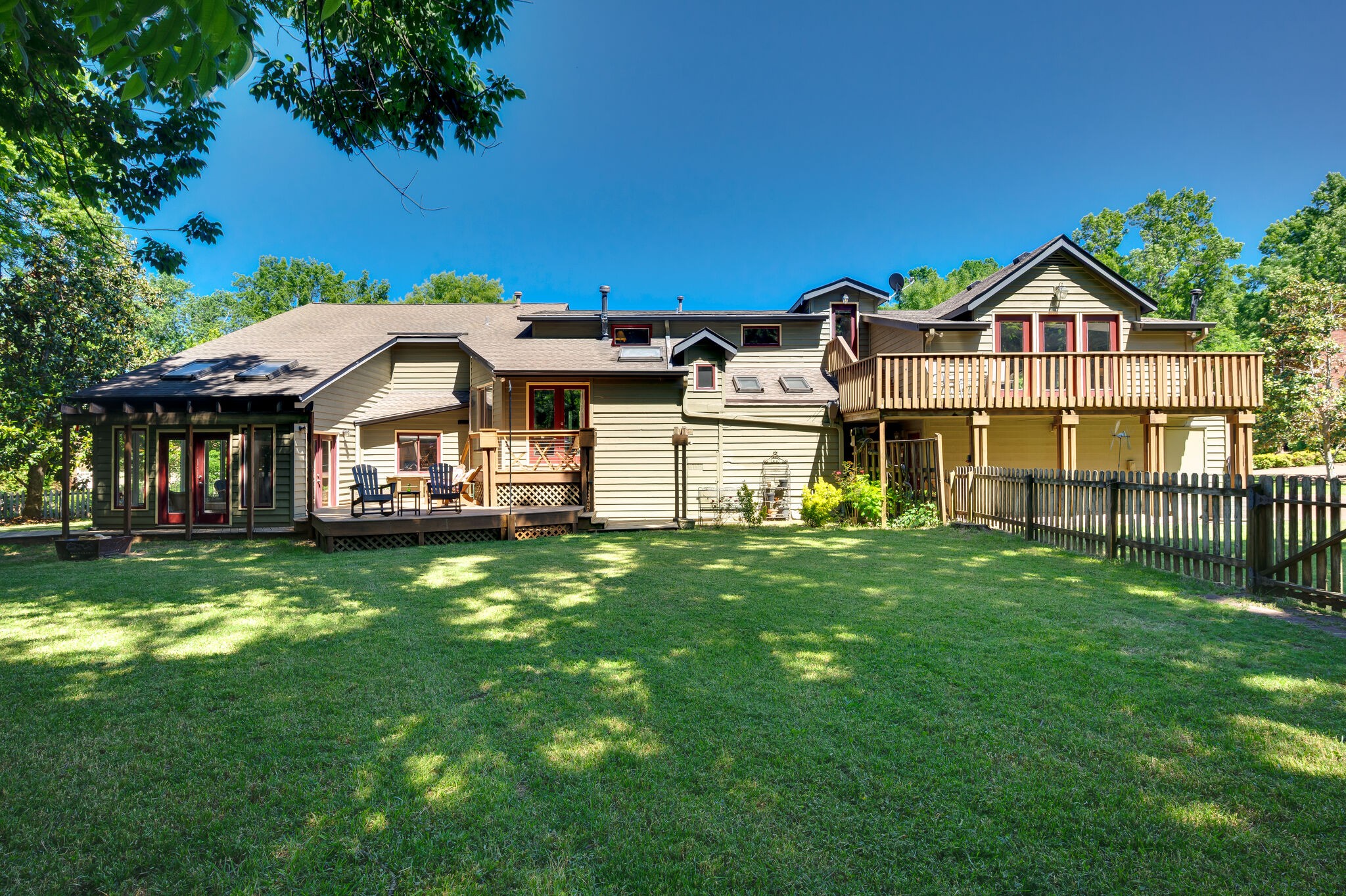 6106 Martingale Ln