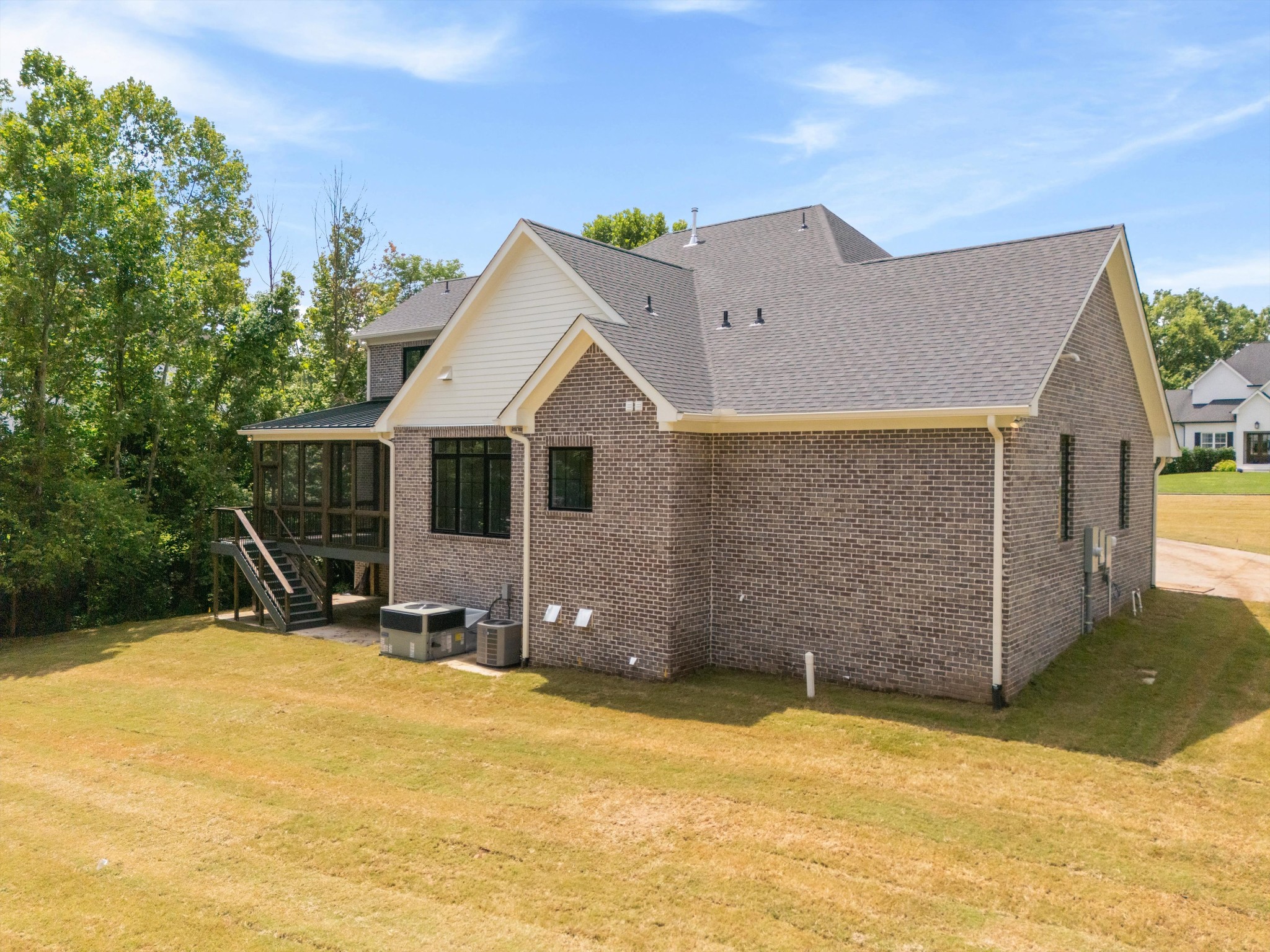 8233 Glover Dr