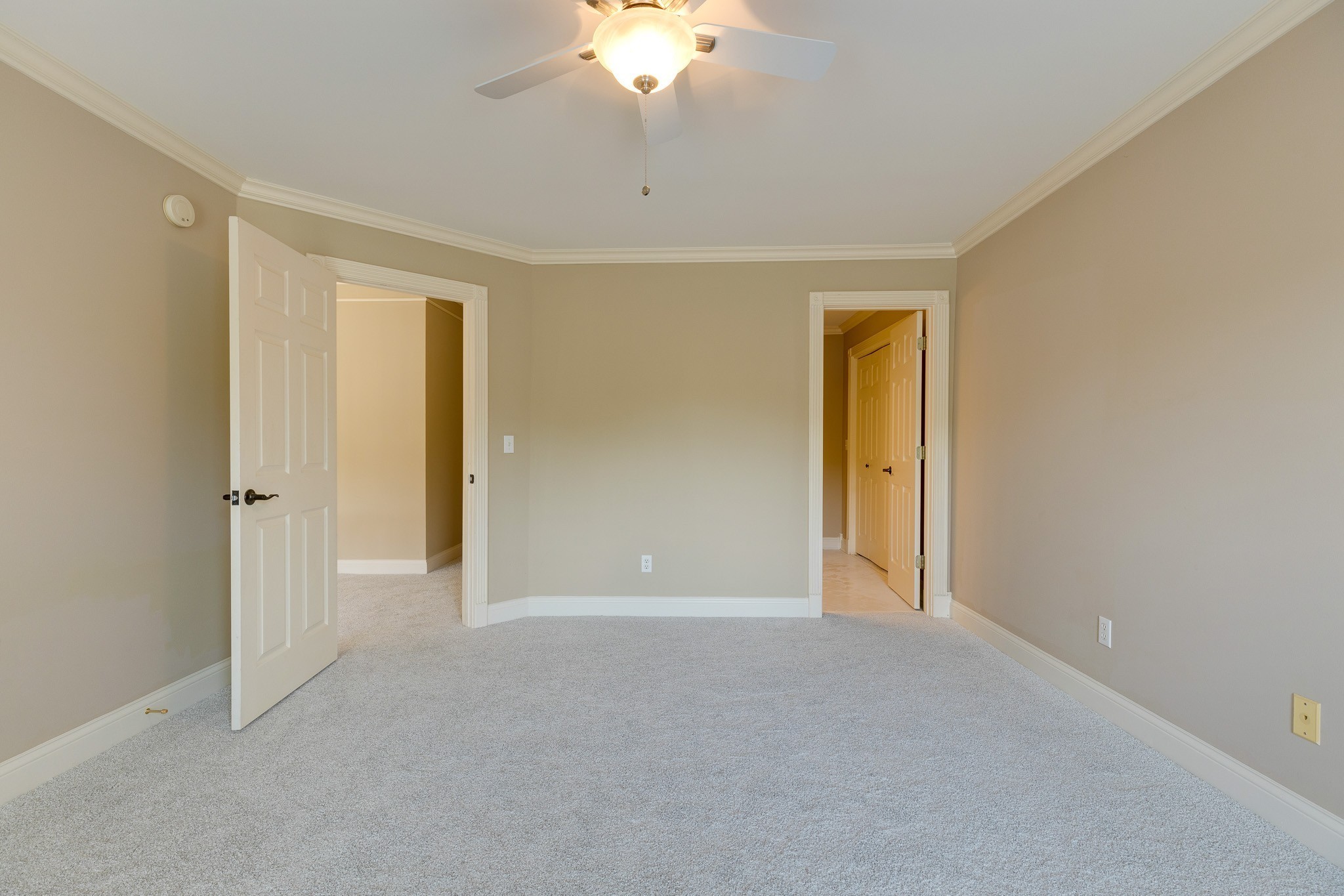 5172 Remington Dr