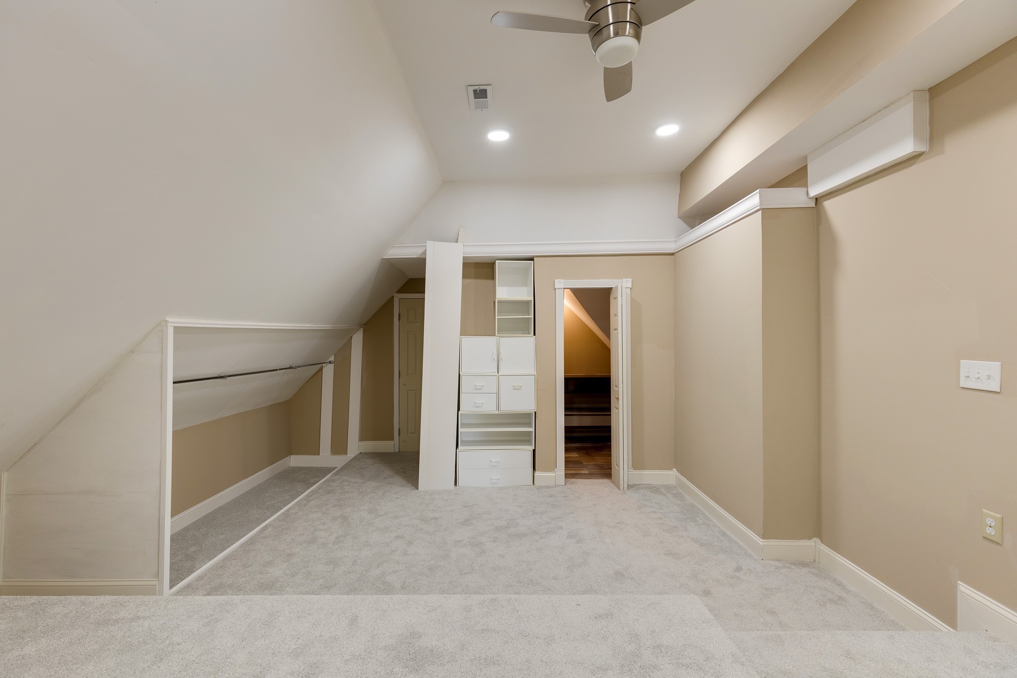 5172 Remington Dr