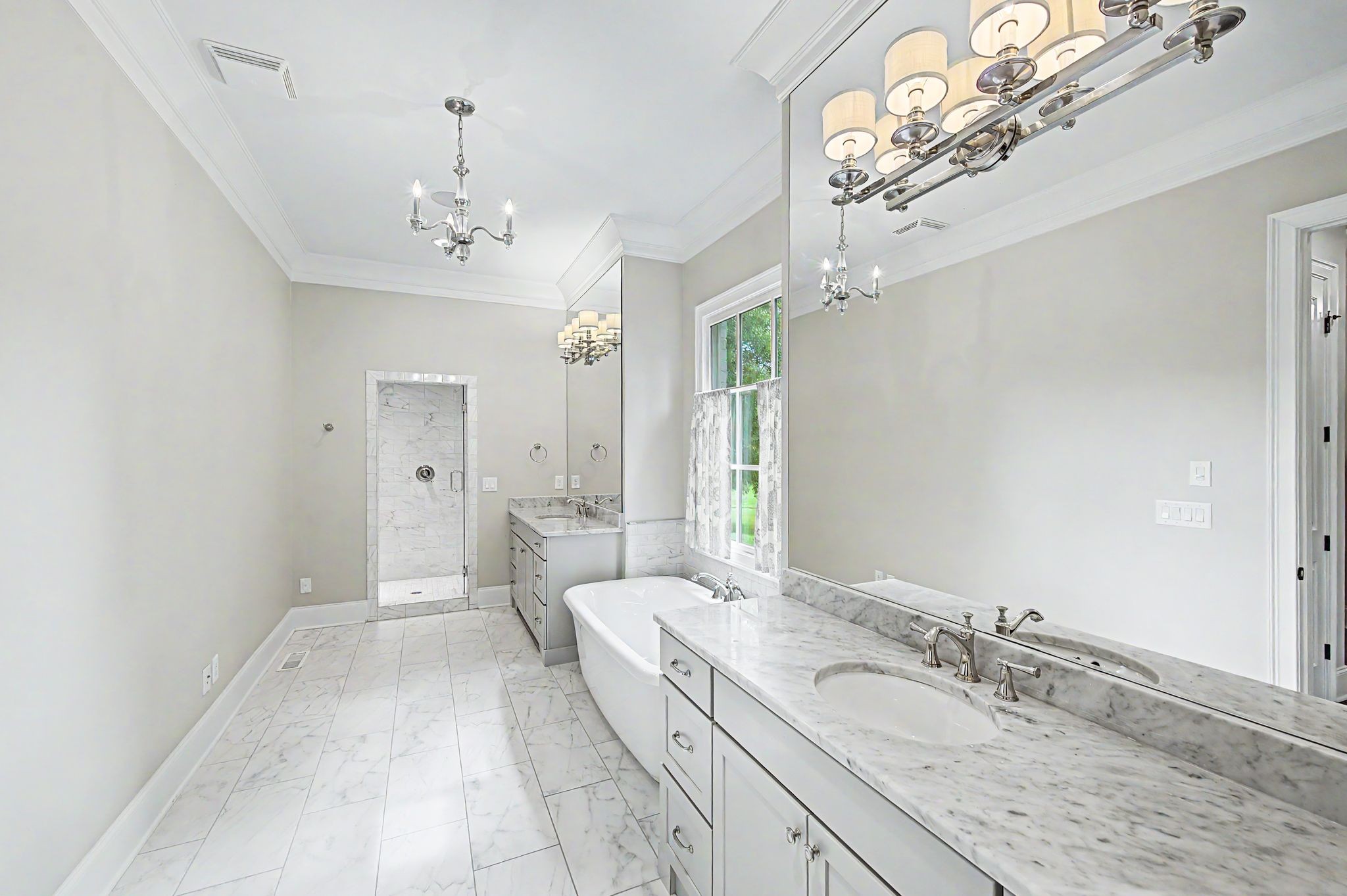 401 Belle Glen Ln