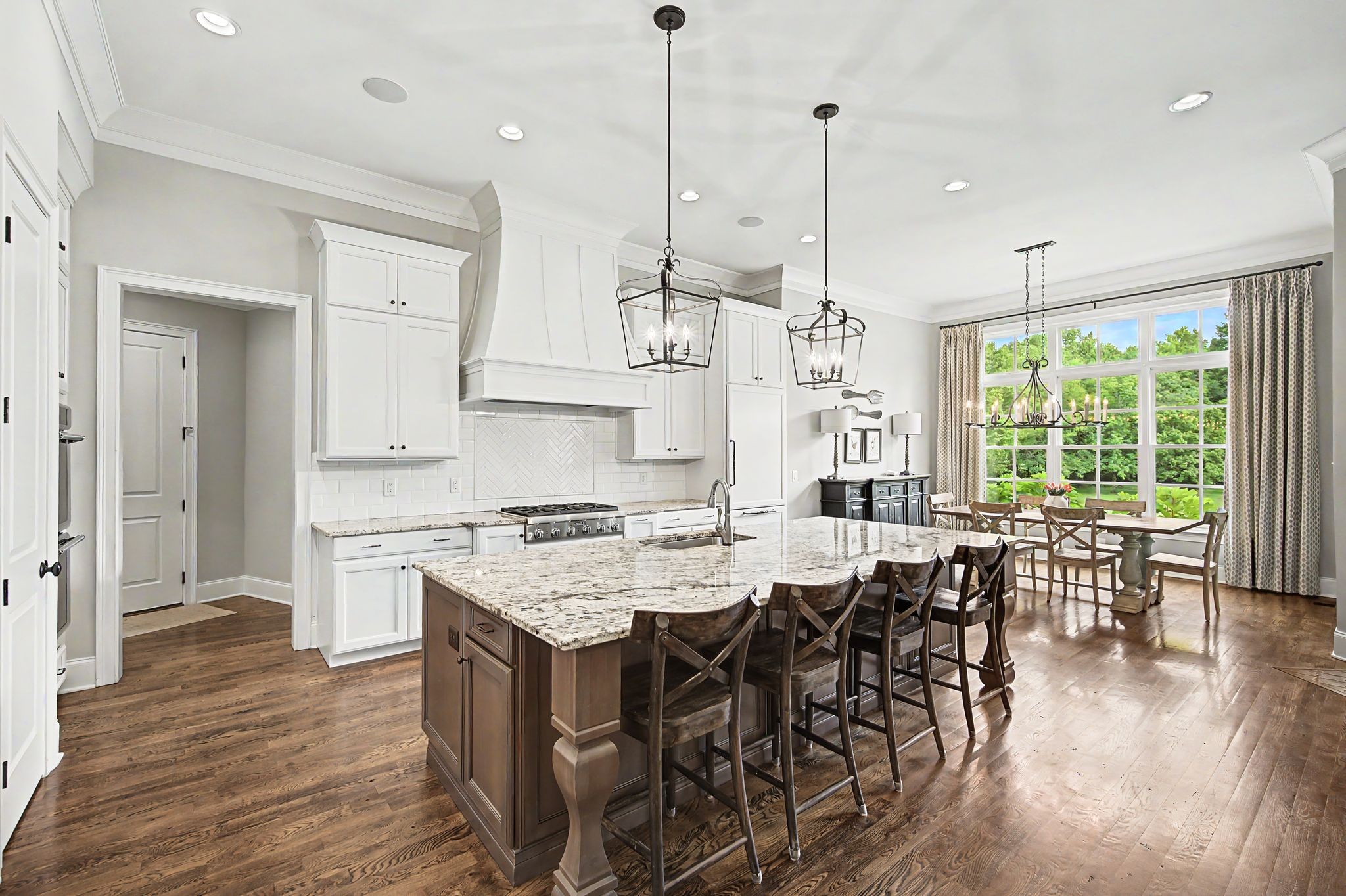 401 Belle Glen Ln