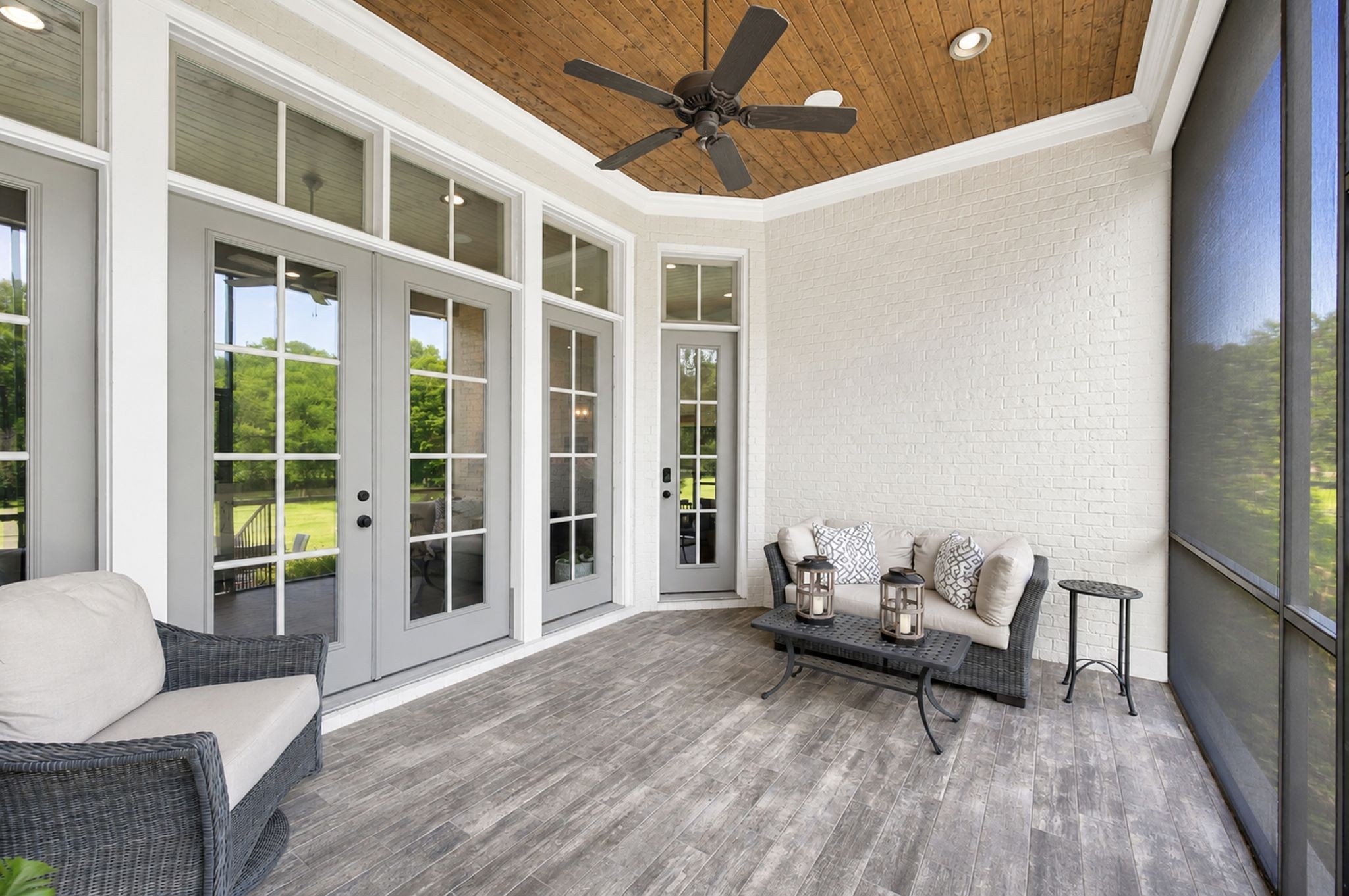 401 Belle Glen Ln
