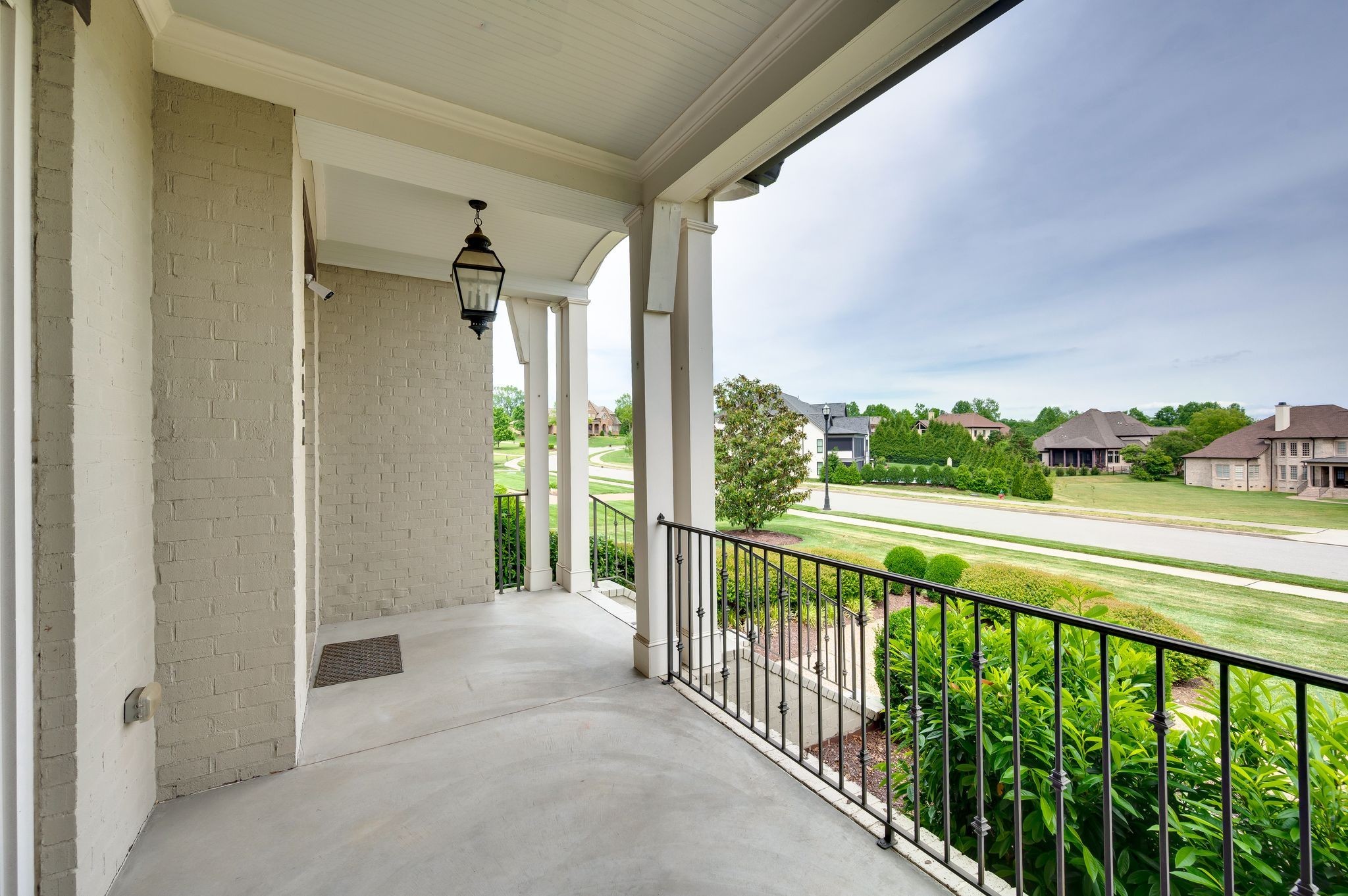 9476 Highland Bend Ct