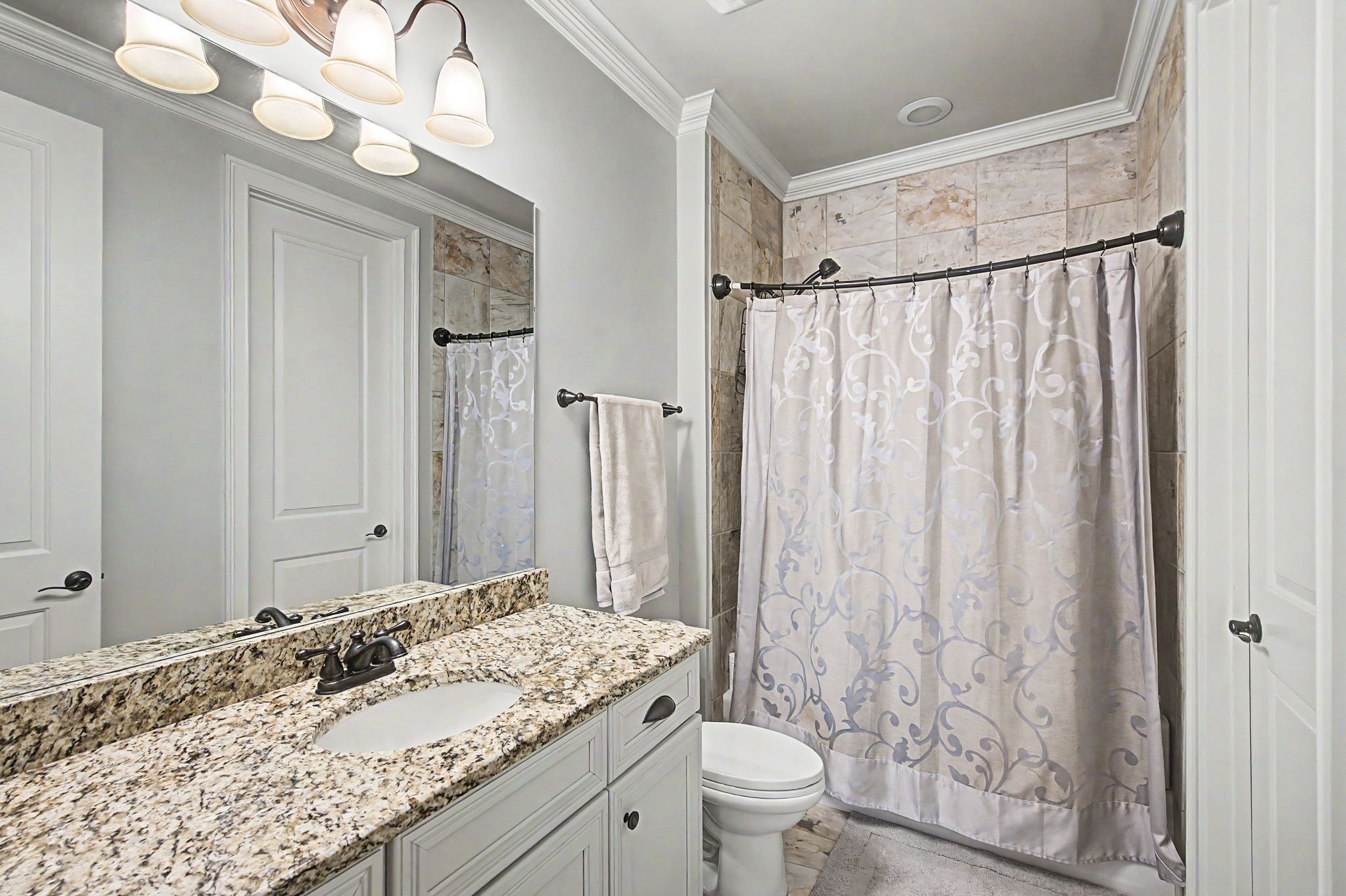9476 Highland Bend Ct
