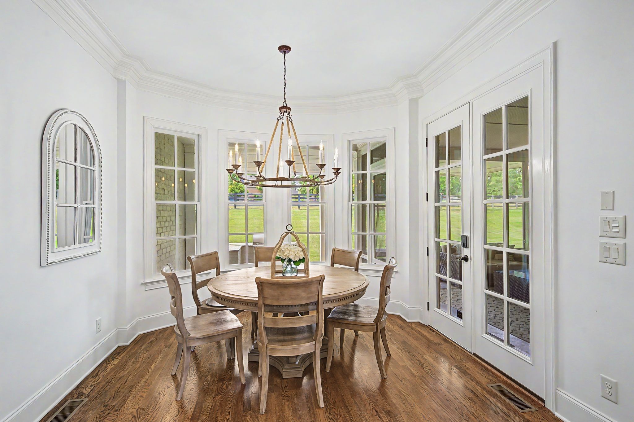 9476 Highland Bend Ct