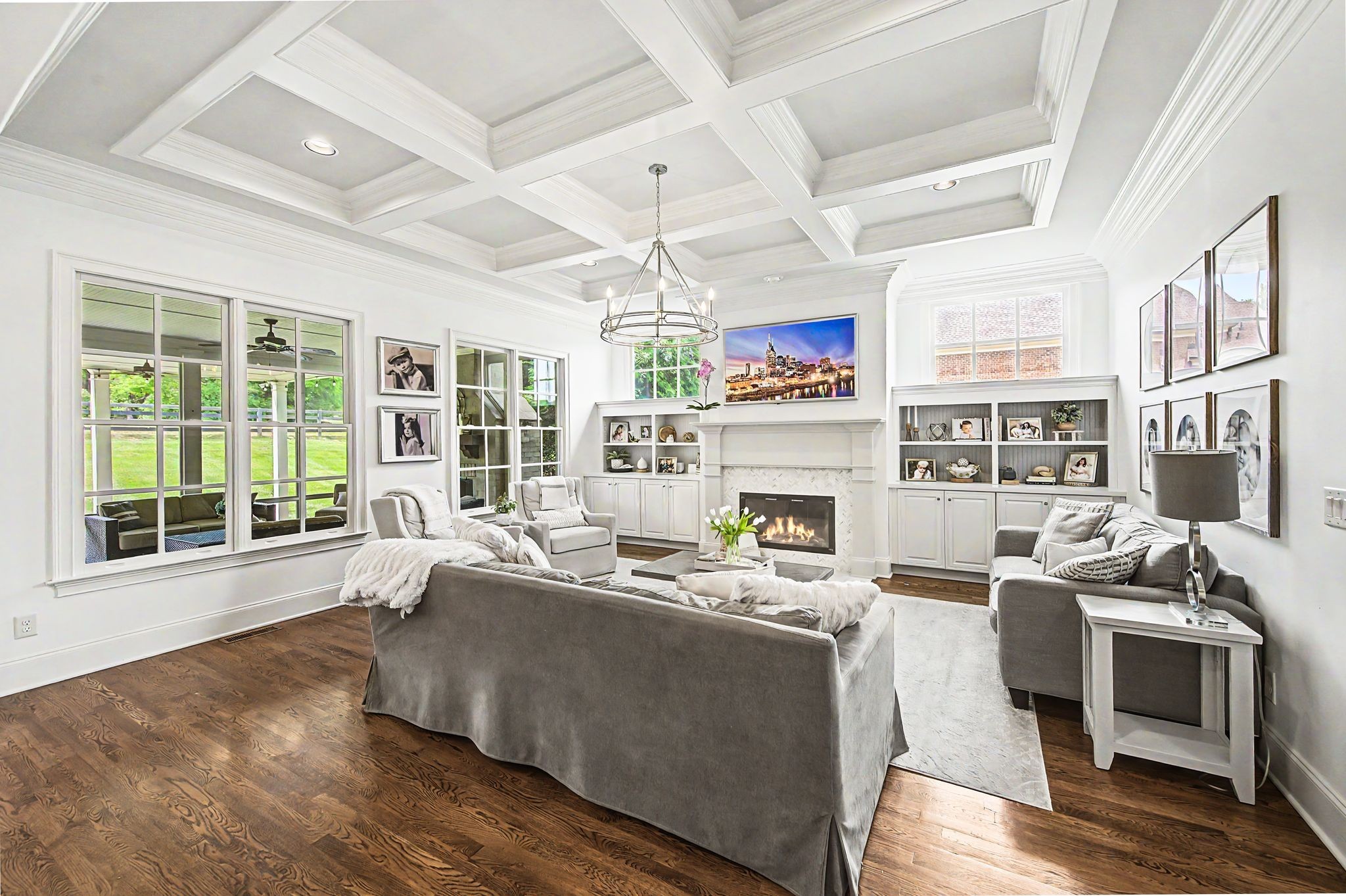 9476 Highland Bend Ct