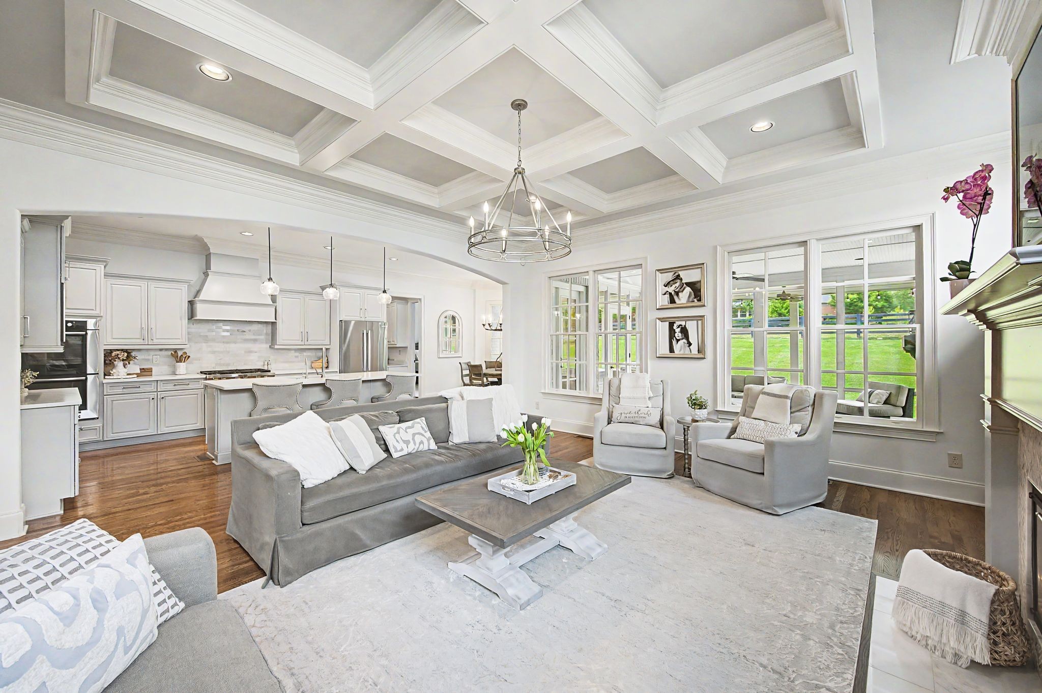 9476 Highland Bend Ct