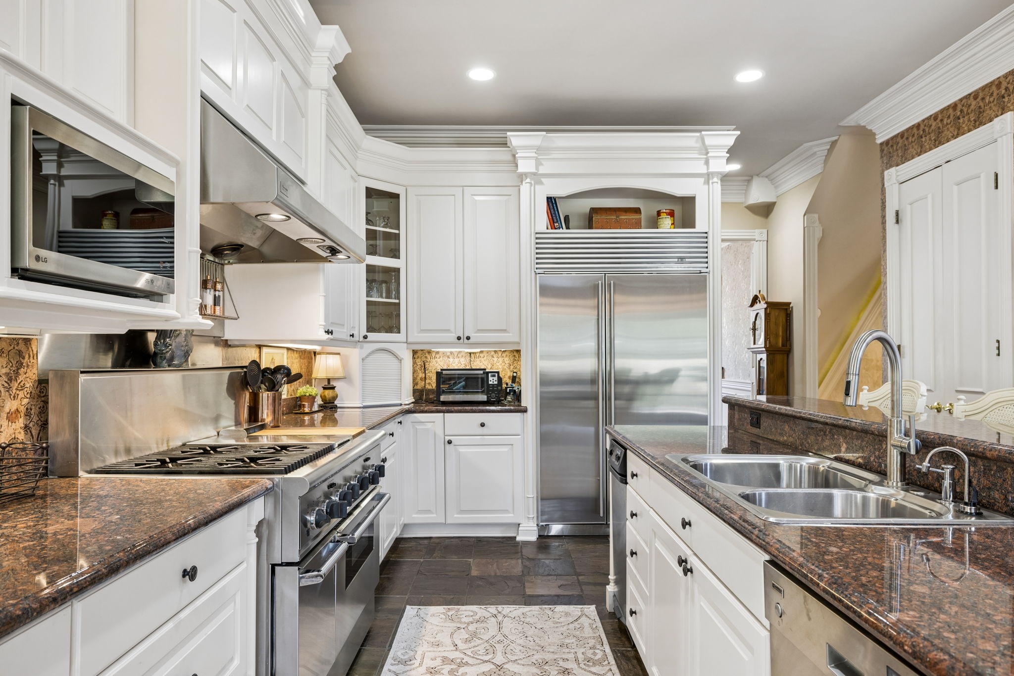 6210 Belle Rive Dr