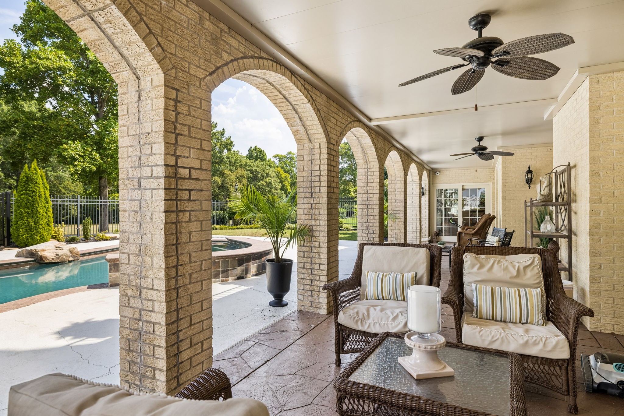 6210 Belle Rive Dr