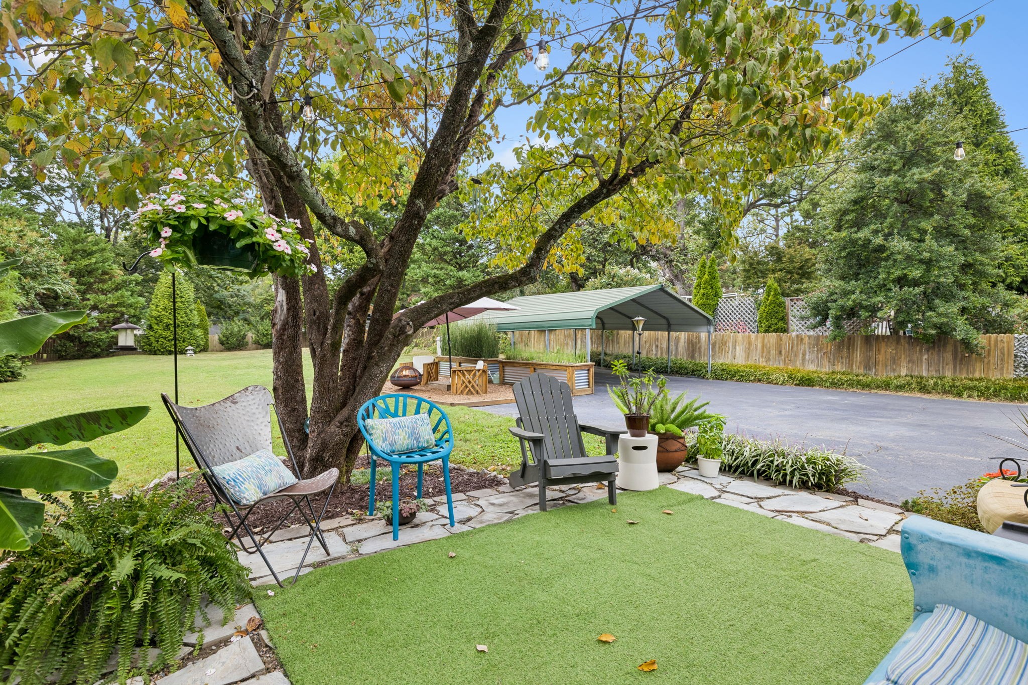 5015 Montclair Dr