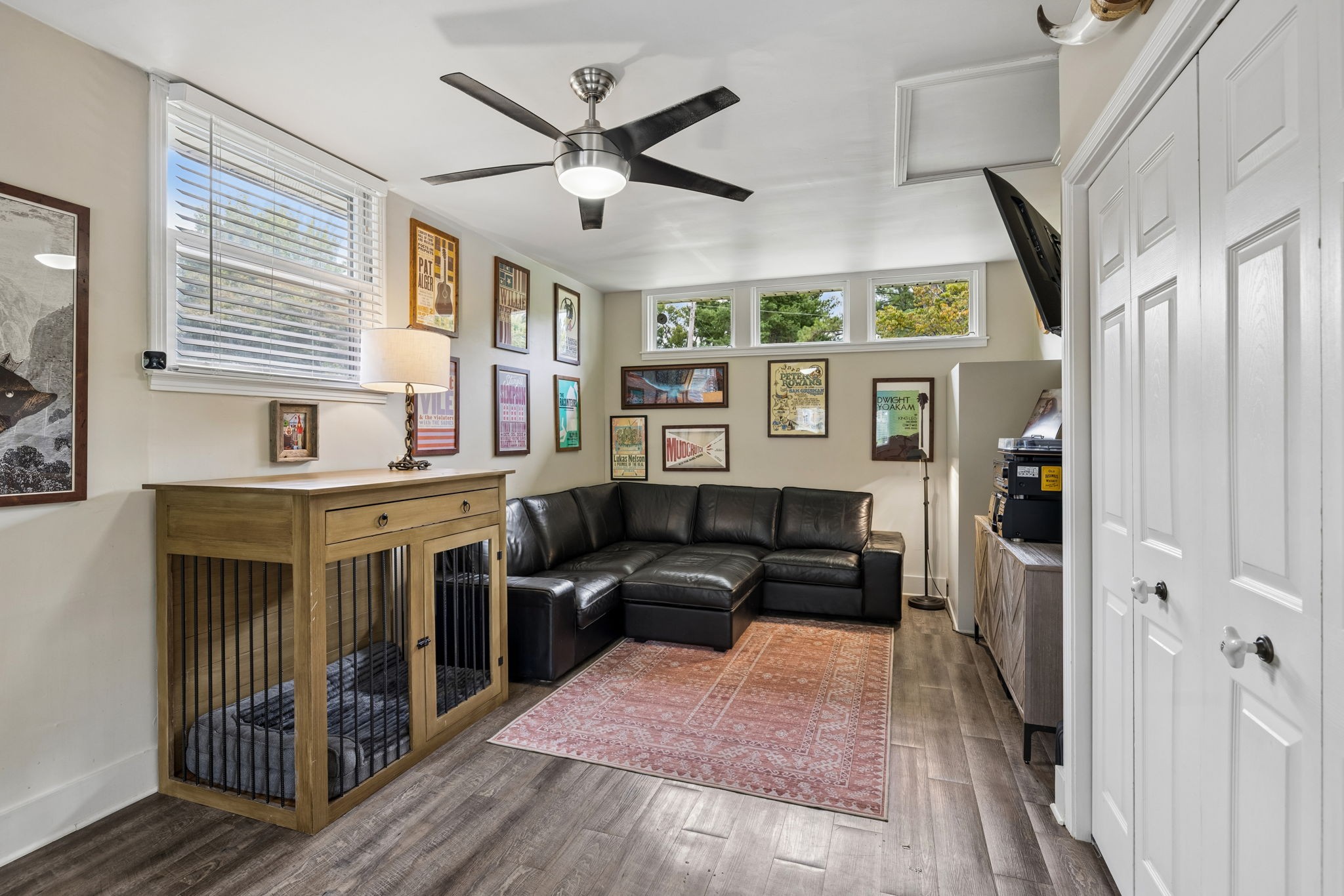 5015 Montclair Dr
