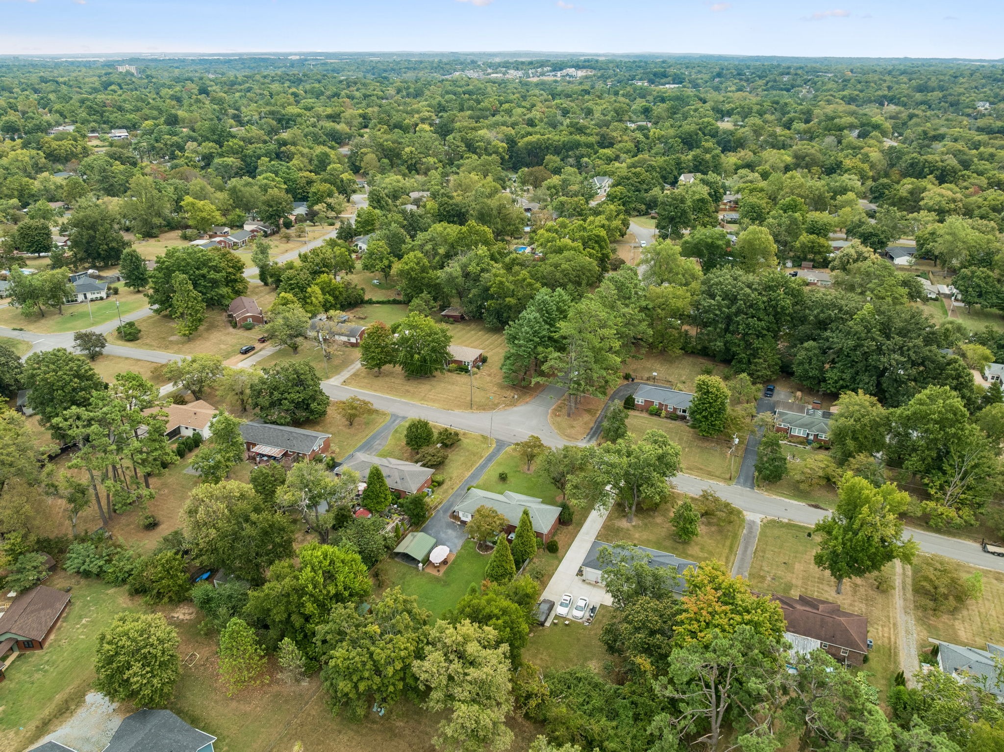 5015 Montclair Dr