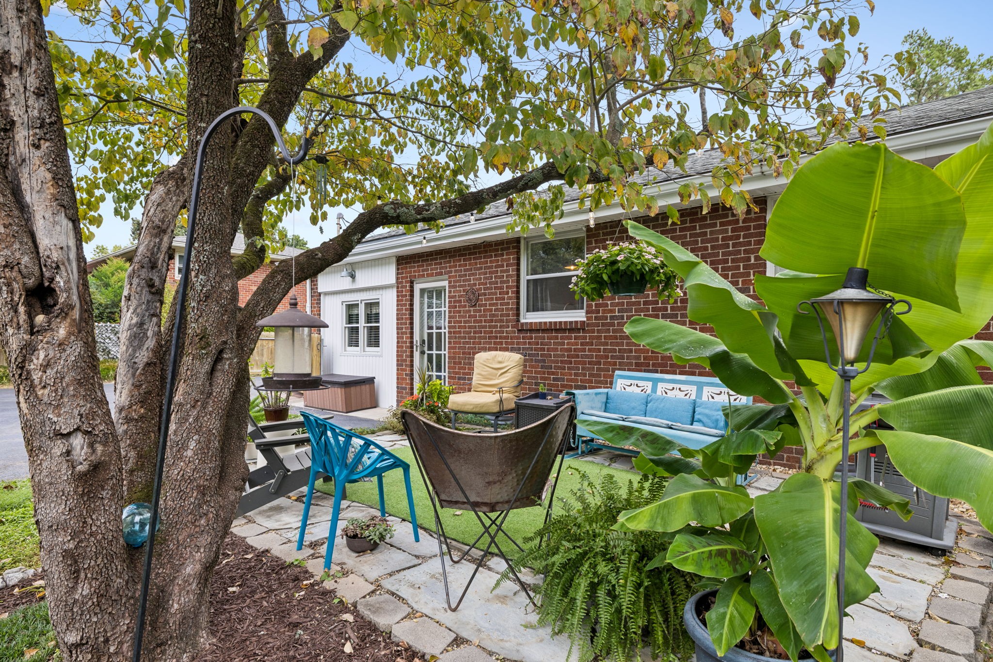 5015 Montclair Dr