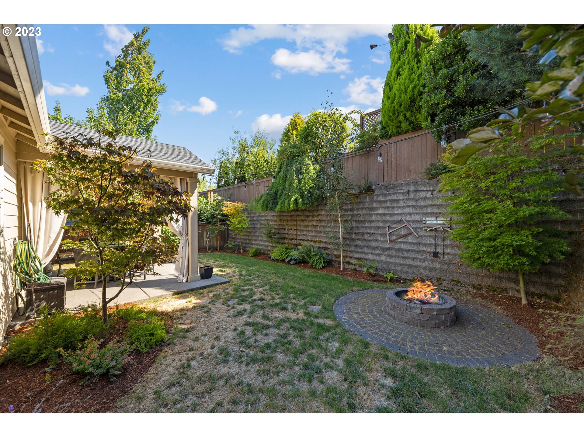4121 N PIONEER CANYON DR