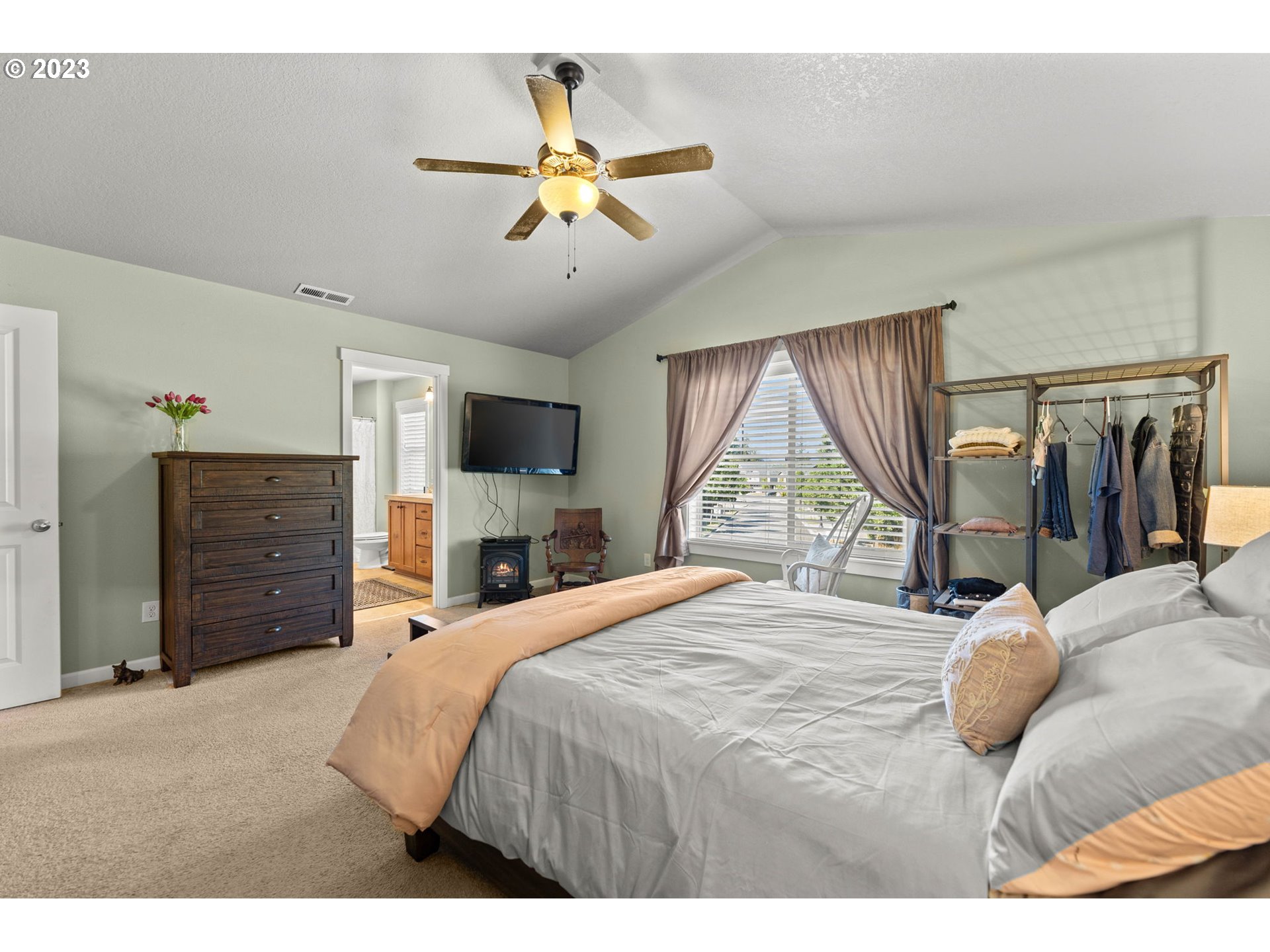 4121 N PIONEER CANYON DR