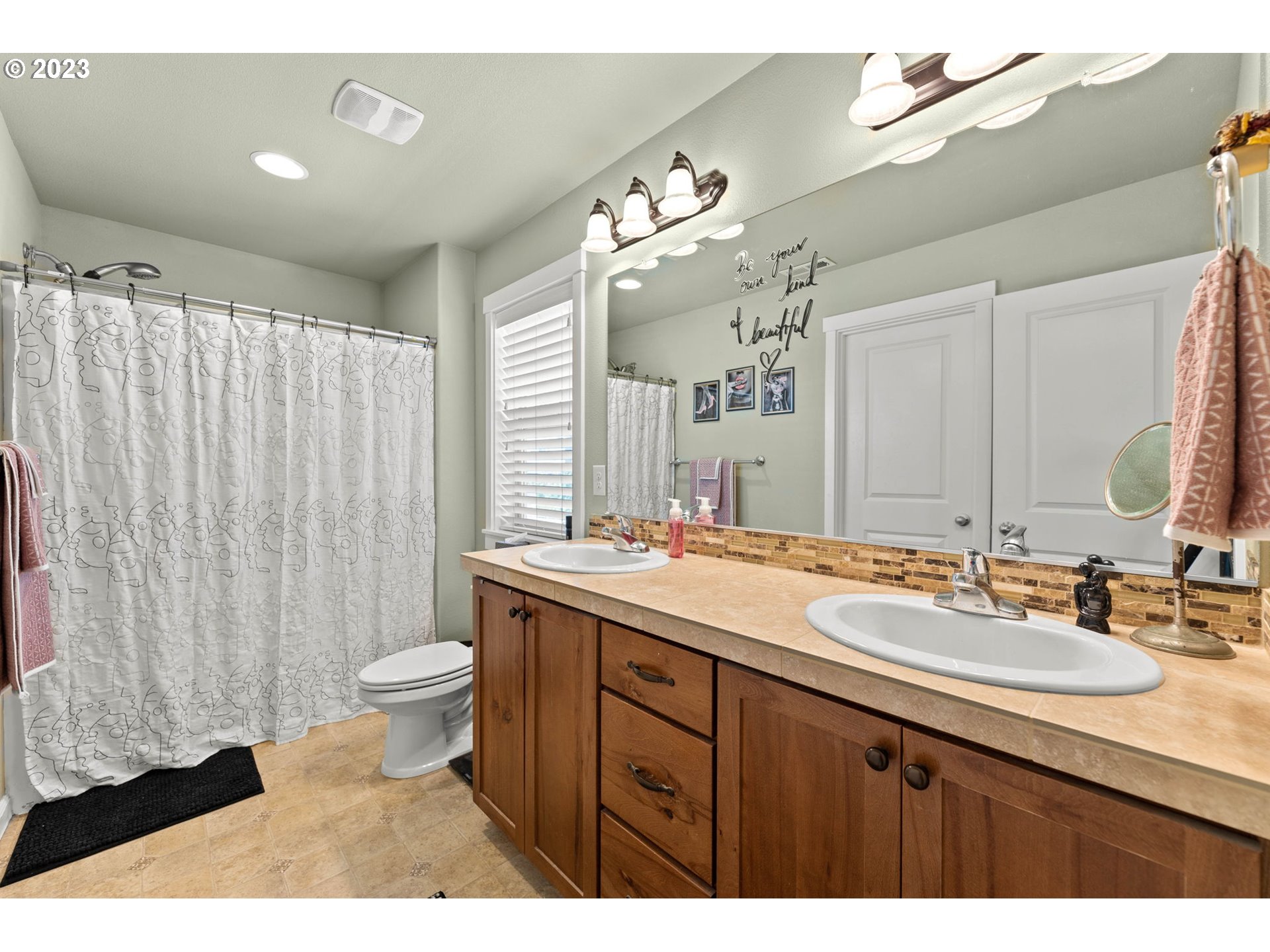 4121 N PIONEER CANYON DR