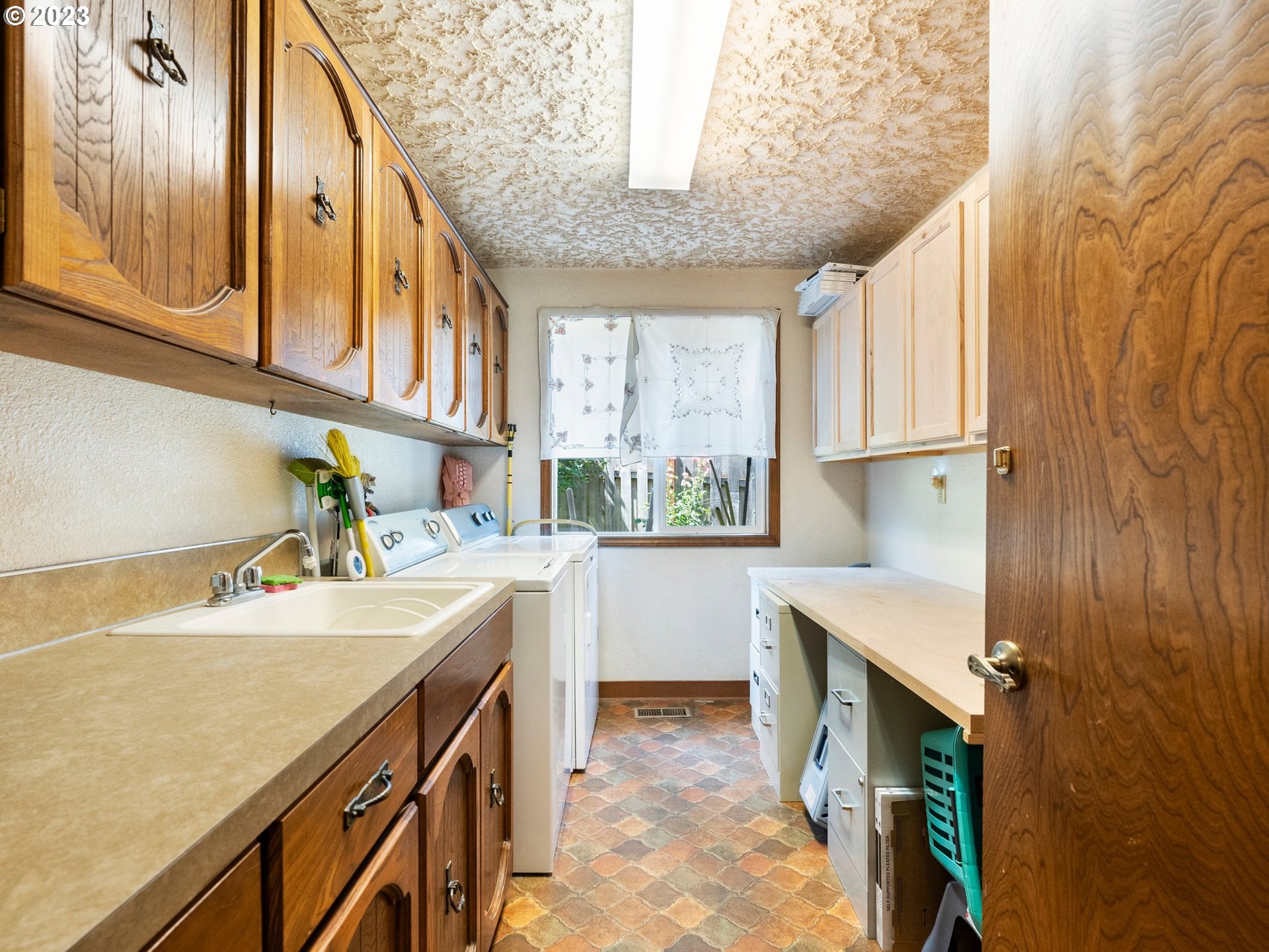 1706 NW 66TH CIR