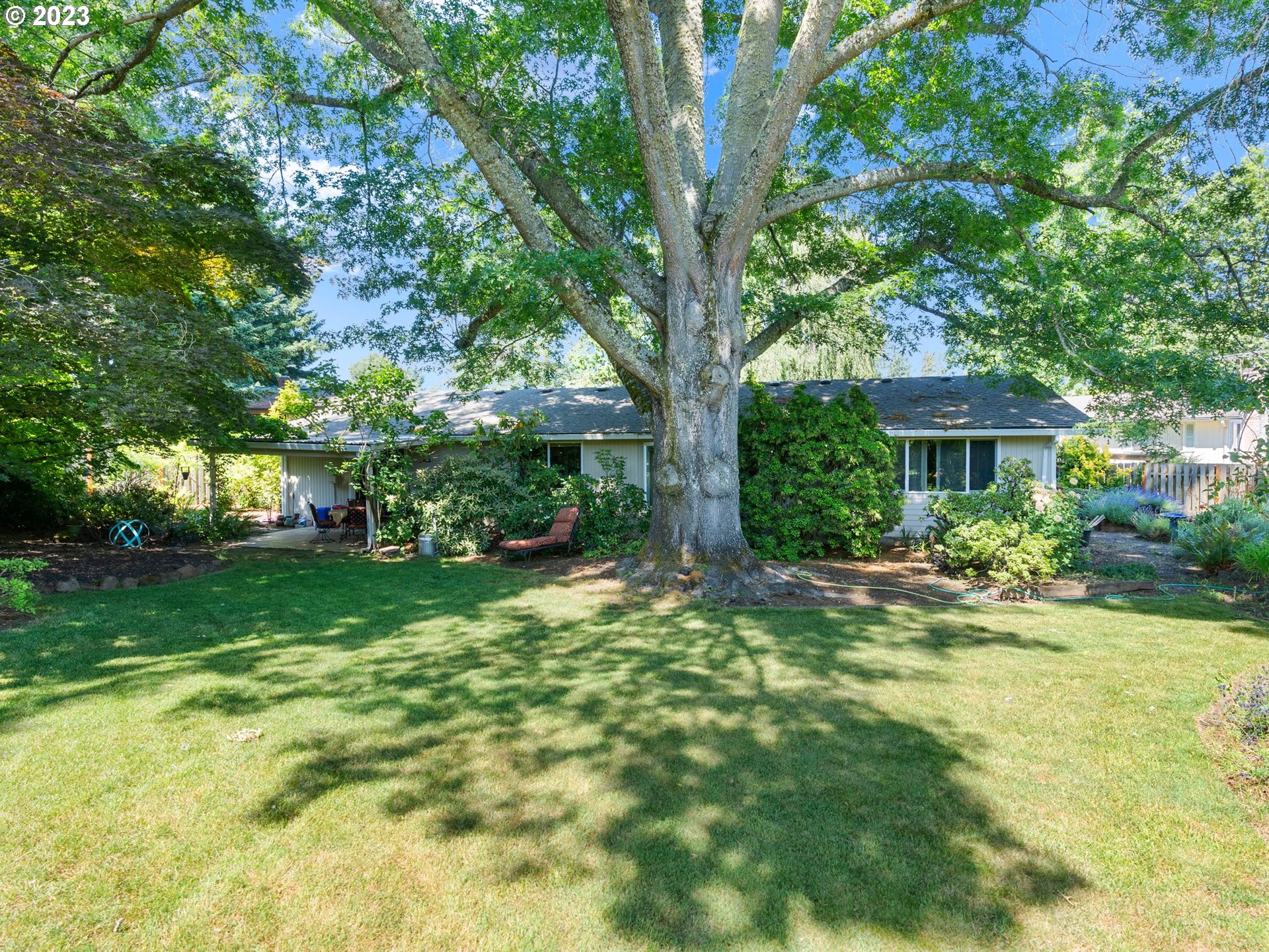1706 NW 66TH CIR