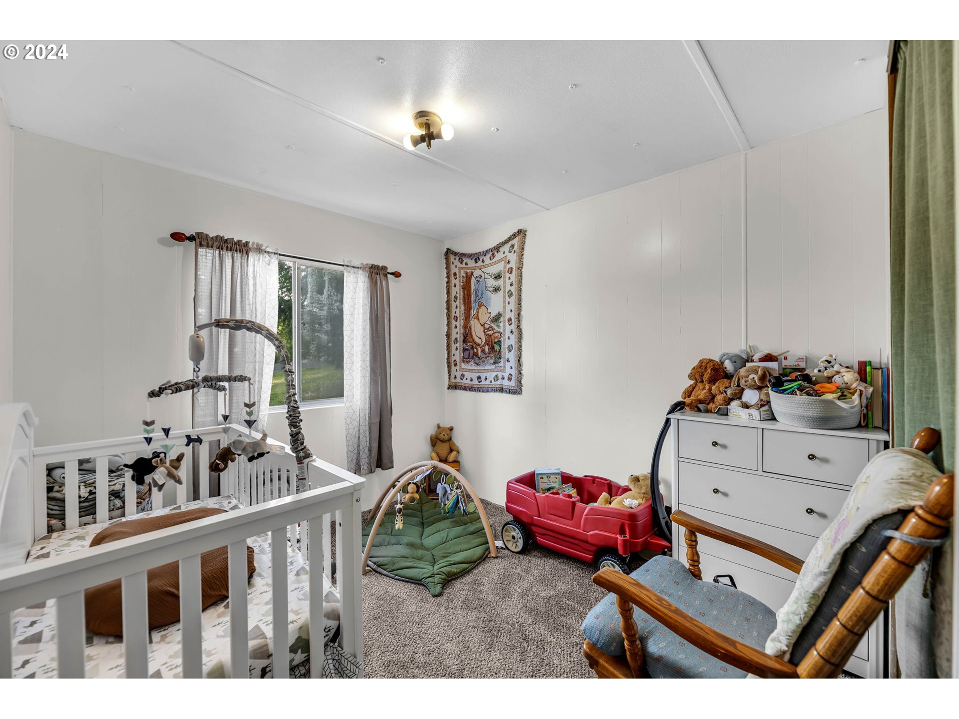 102 HIRONS RD
