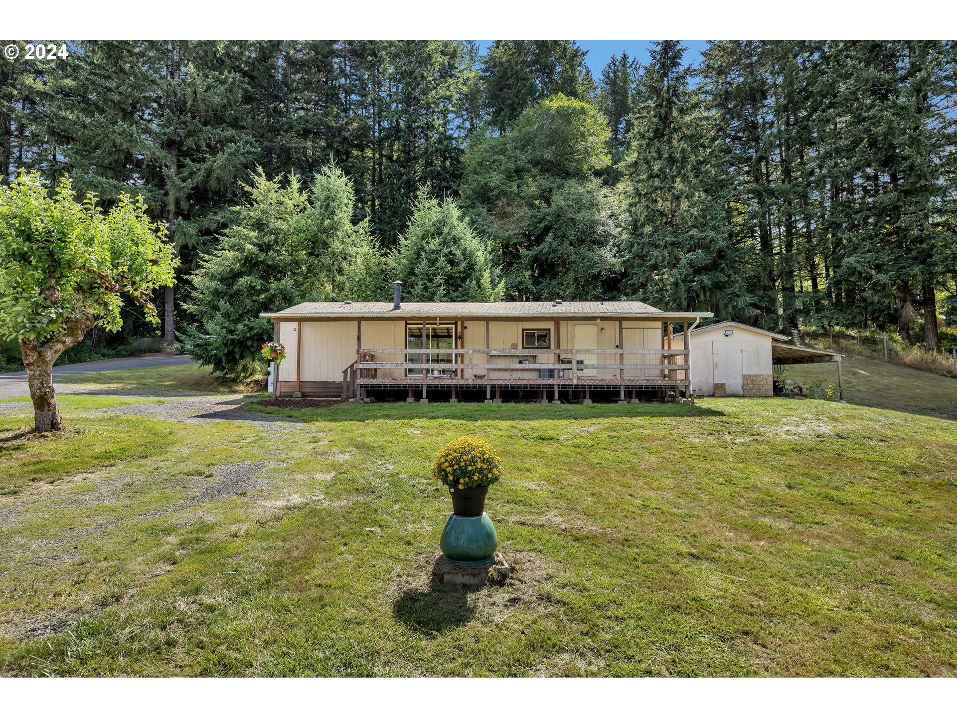 102 HIRONS RD