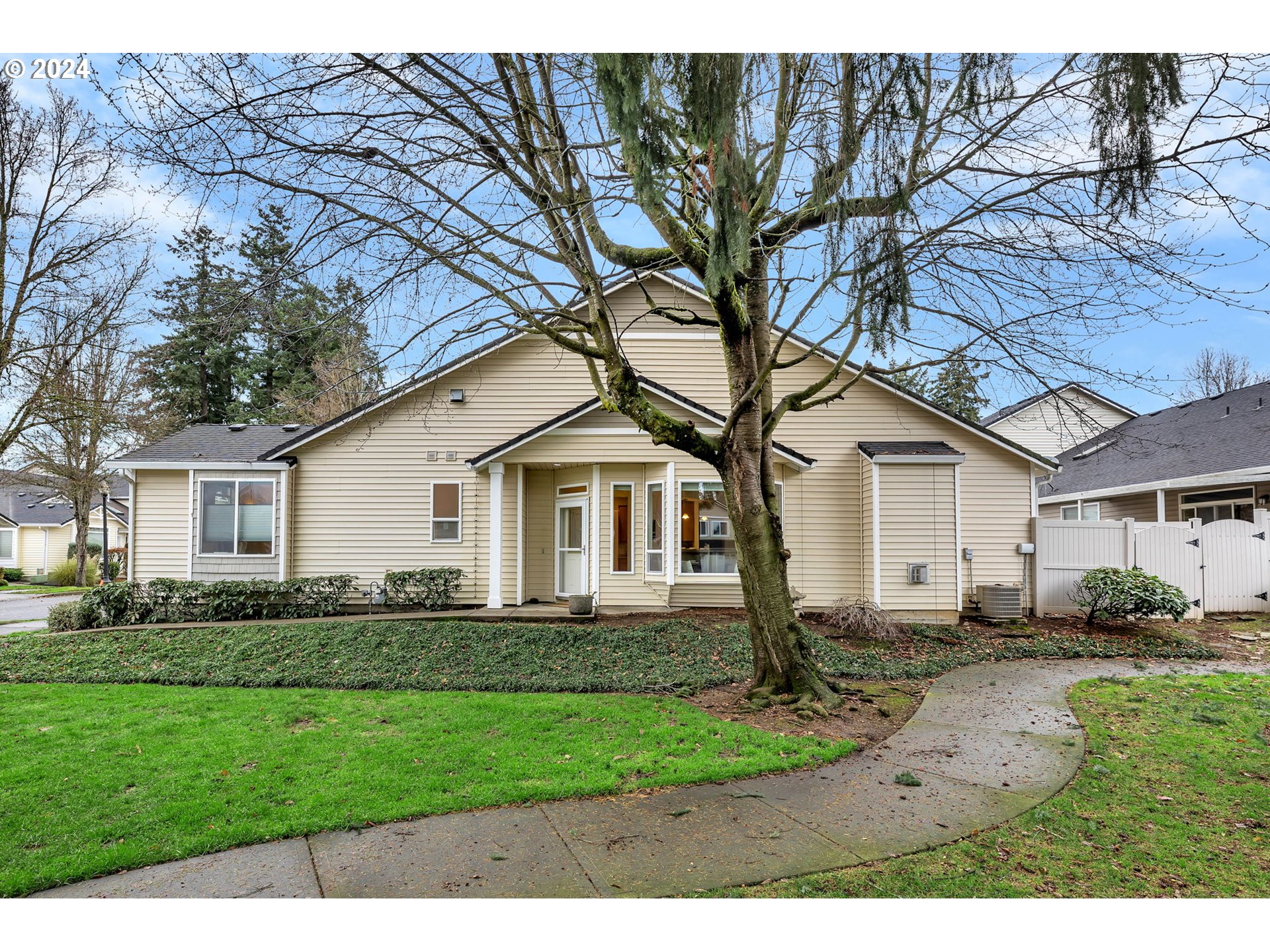 8012 NE 21ST WAY